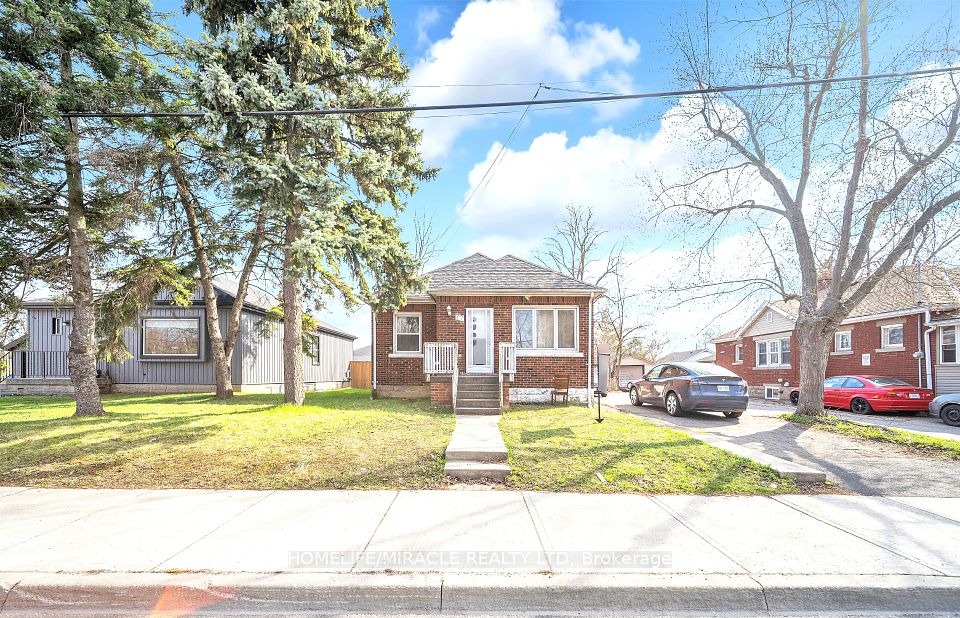 77 Fennell Avenue, Hamilton, ON L9C 1E8