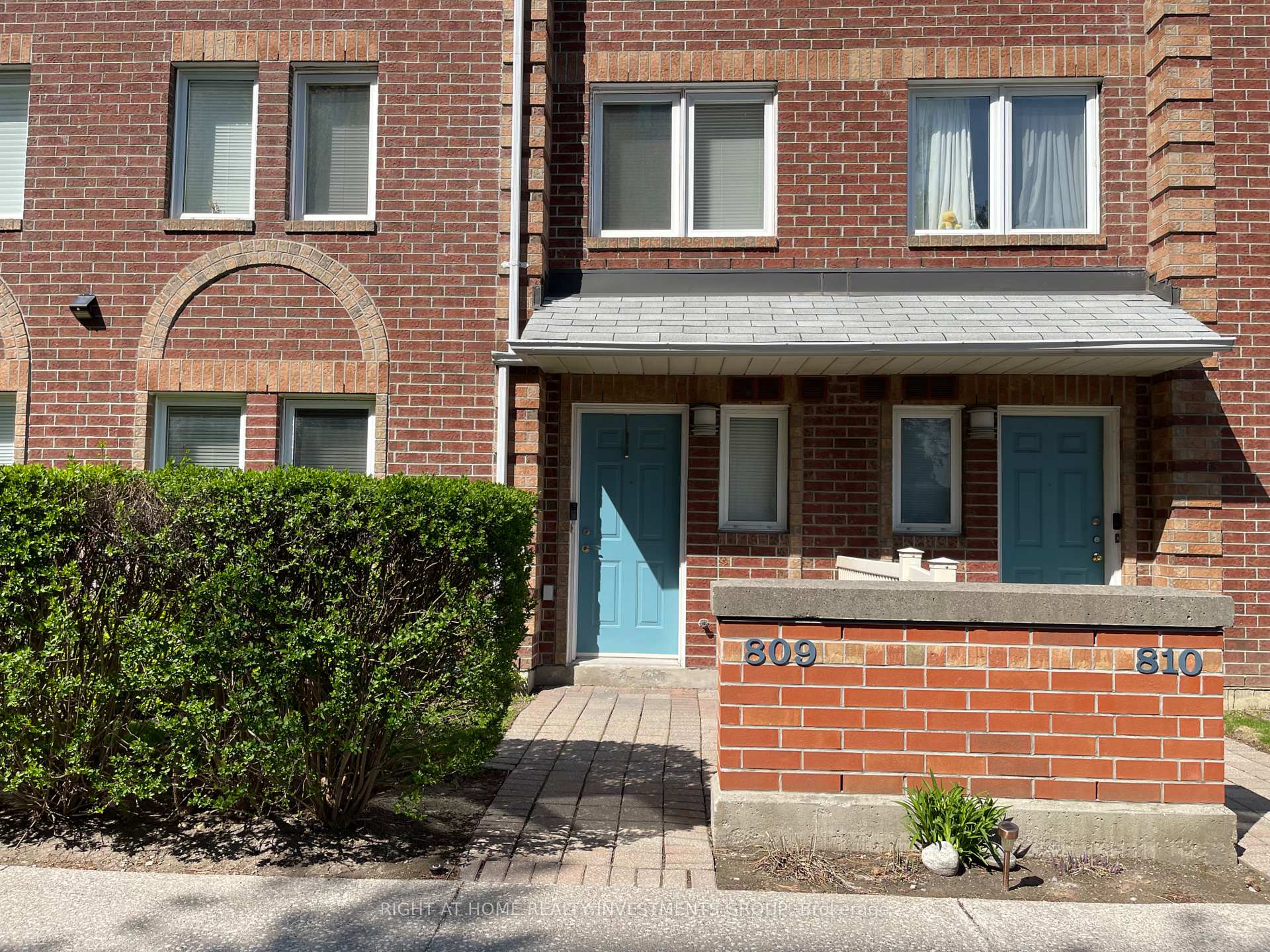 #809 - 900 Steeles Avenue, Vaughan, ON L4J 8C2 #809