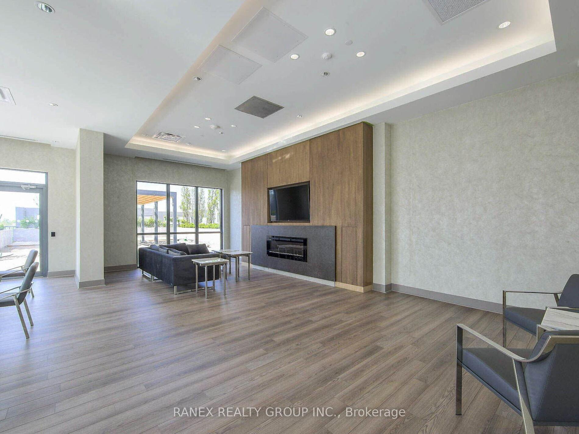2 Bedrooms Condo at 5025 Four Springs, Mississauga For sale