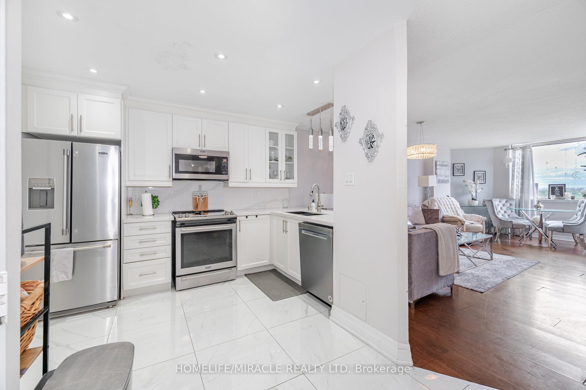3 Bedrooms Condo at 234 Albion, Toronto For sale