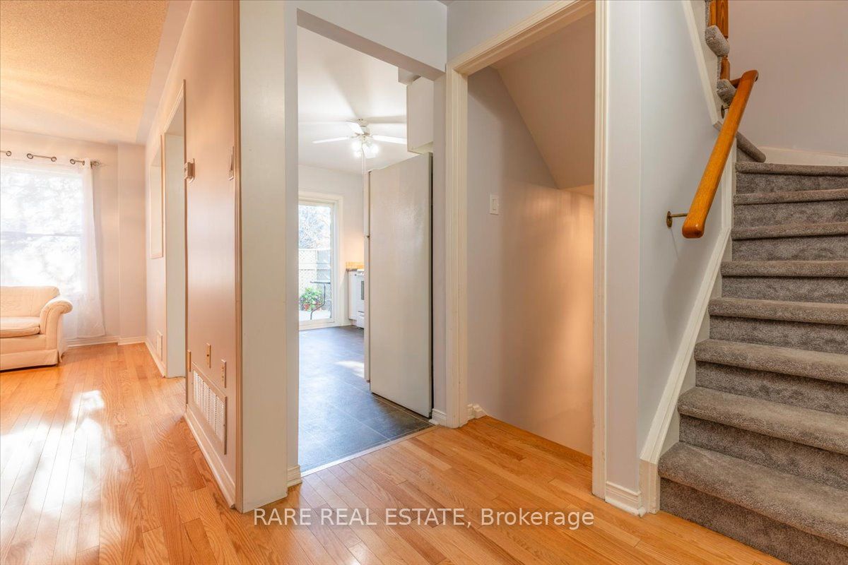 120 D'ambrosio Drive, #28