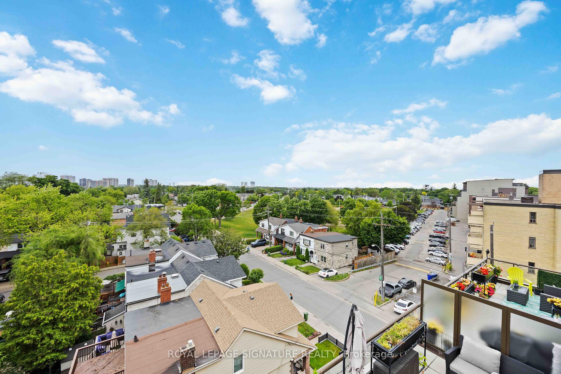 1 Bedroom Condo at 1100 Kingston, Toronto For sale