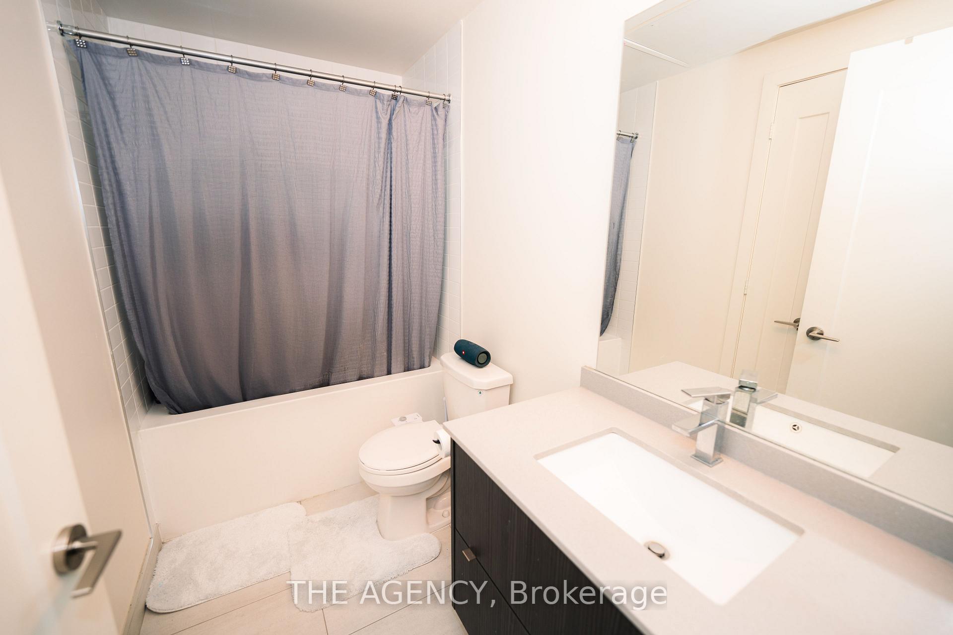 1 Bedroom Condo at 330 Richmond,  Toronto For sale