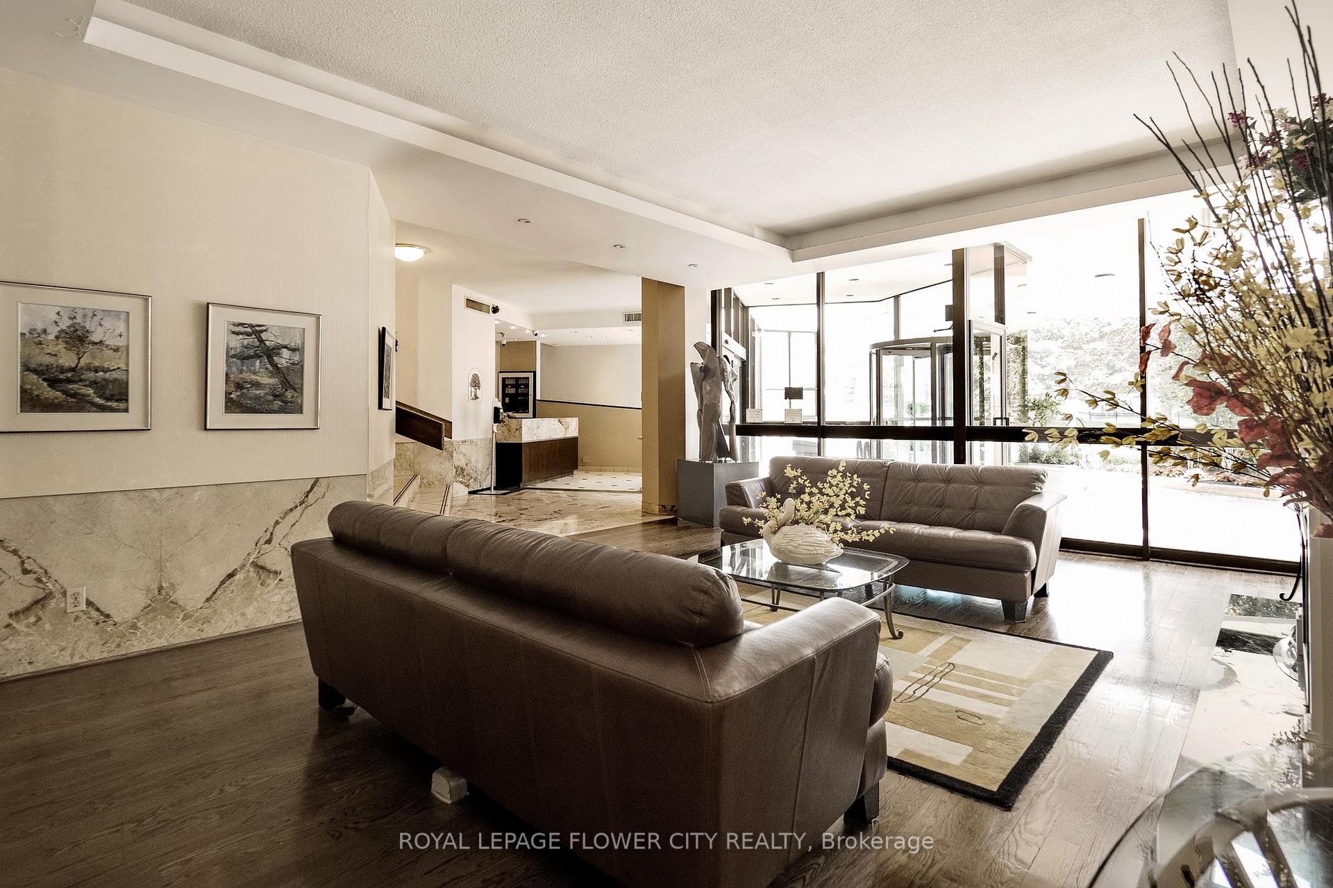 1 Bedroom Condo at 1333 Bloor, Mississauga For sale