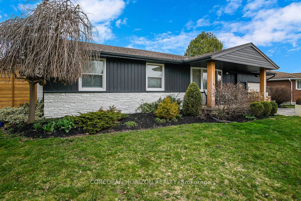 111 Rosslinn Road, Cambridge, ON N1S 3K3