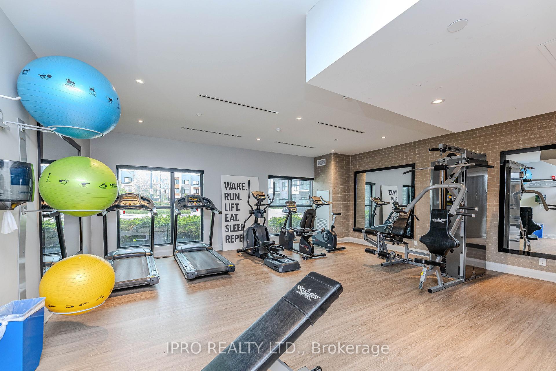 1 Bedroom Condo at 102 Grovewood Common, Oakville For sale