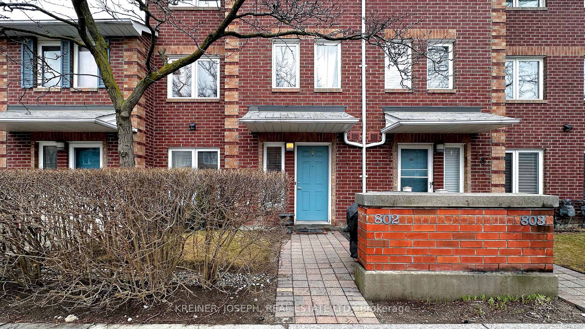 3 Bedrooms Condo at 900 Steeles,  Vaughan For sale