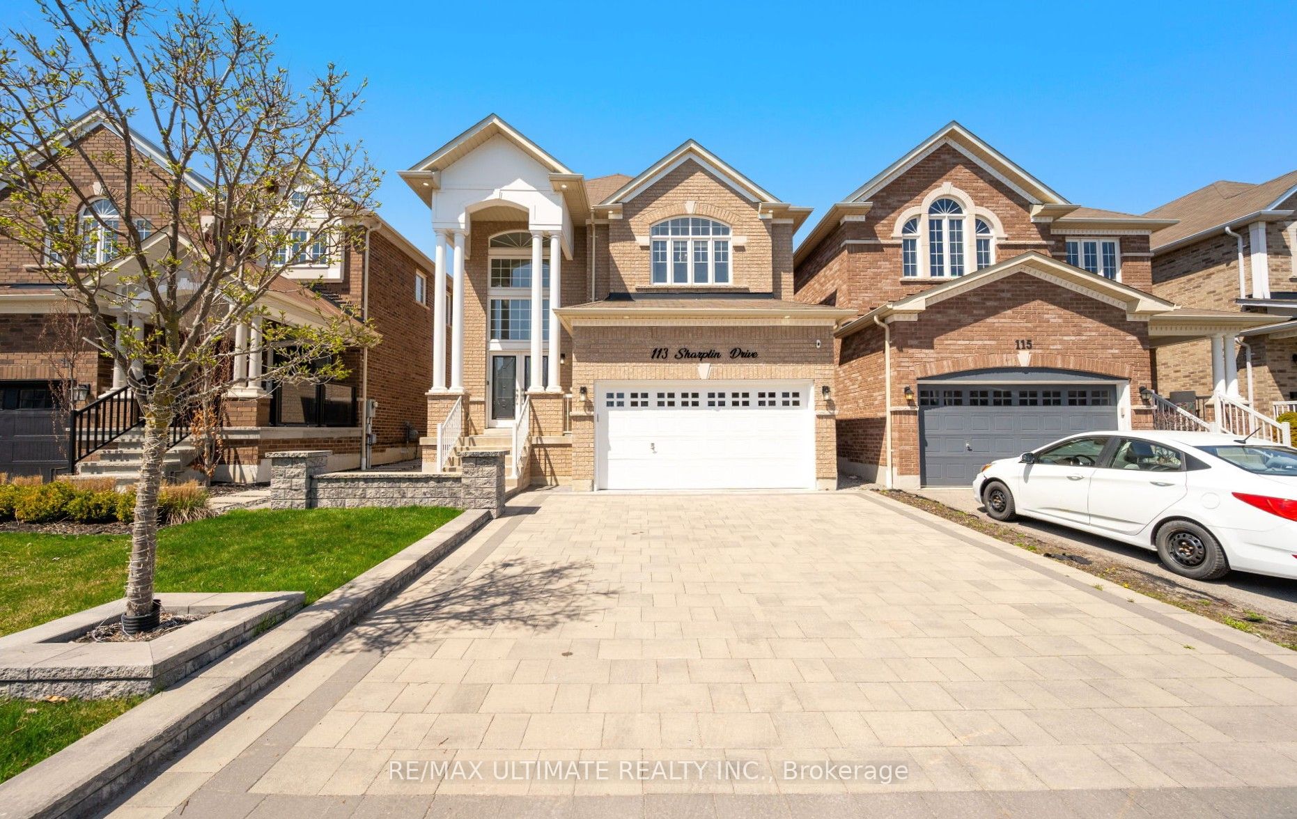 113 Sharplin Drive, Ajax, ON L1Z 0P3