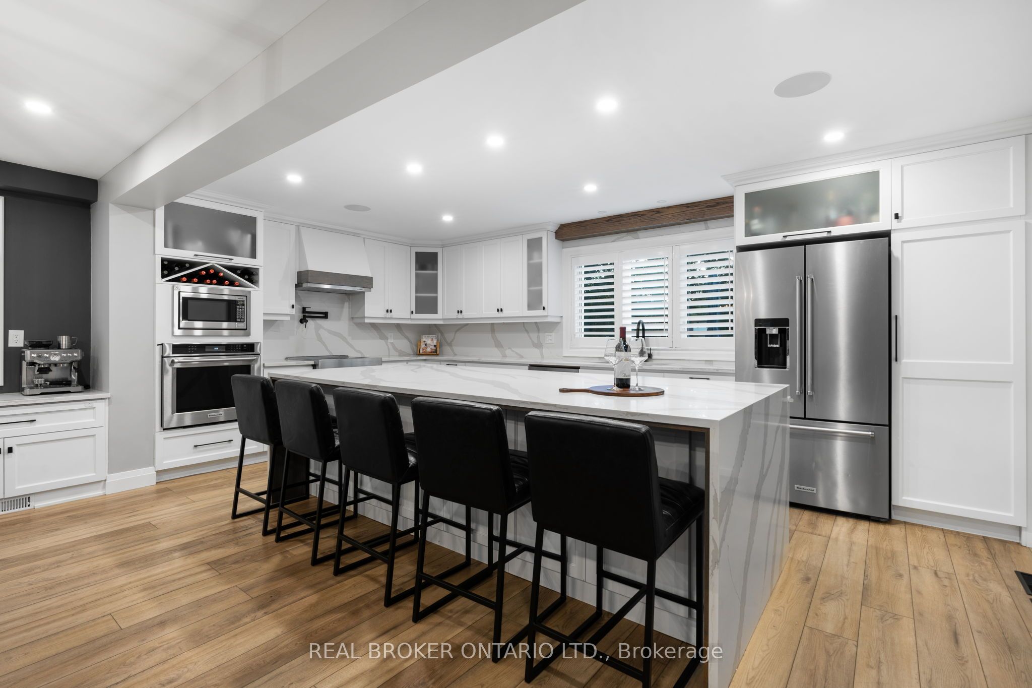 3 Oak Ridge Court