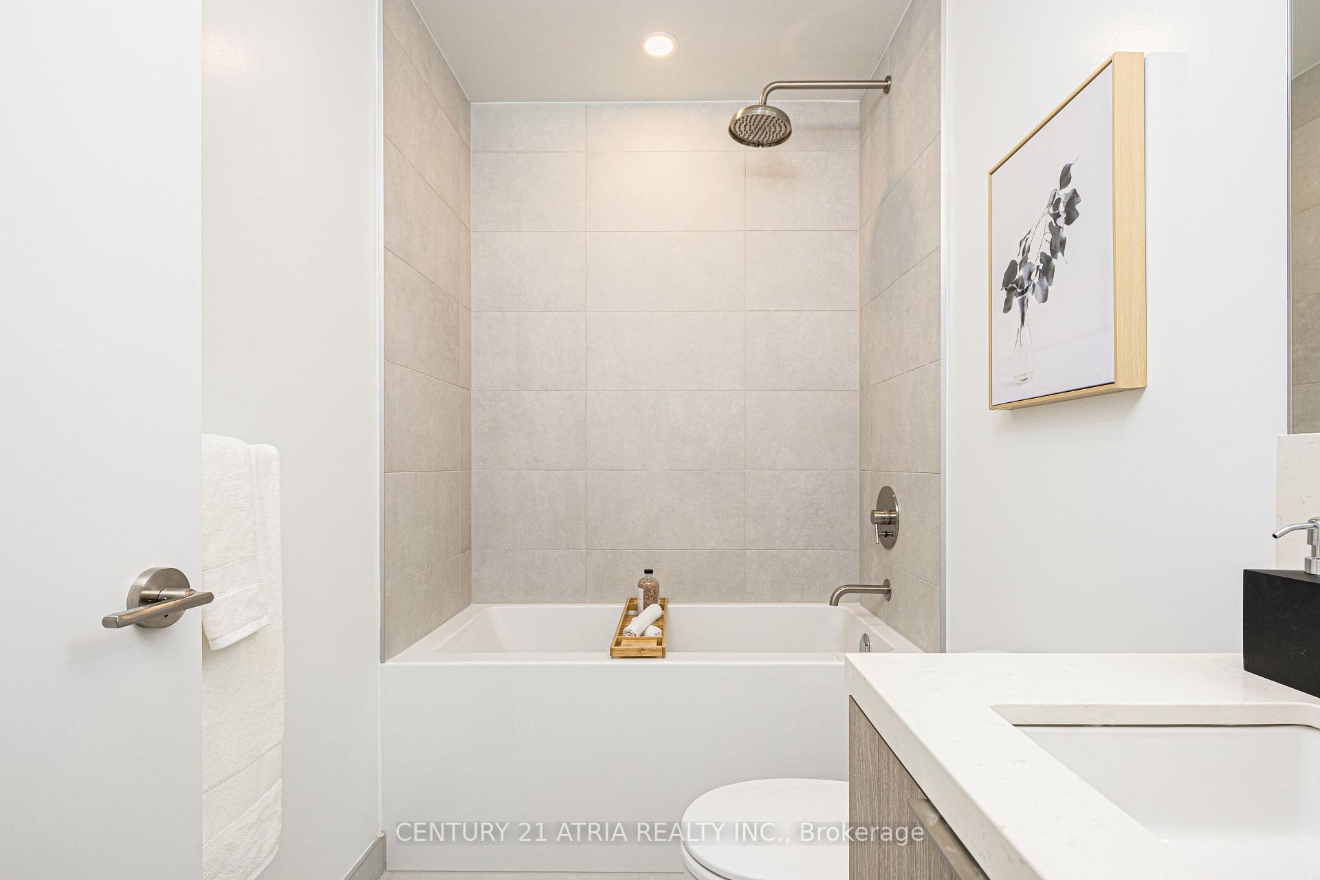 1 Bedroom Condo at 2020 Bathurst,  Toronto For sale