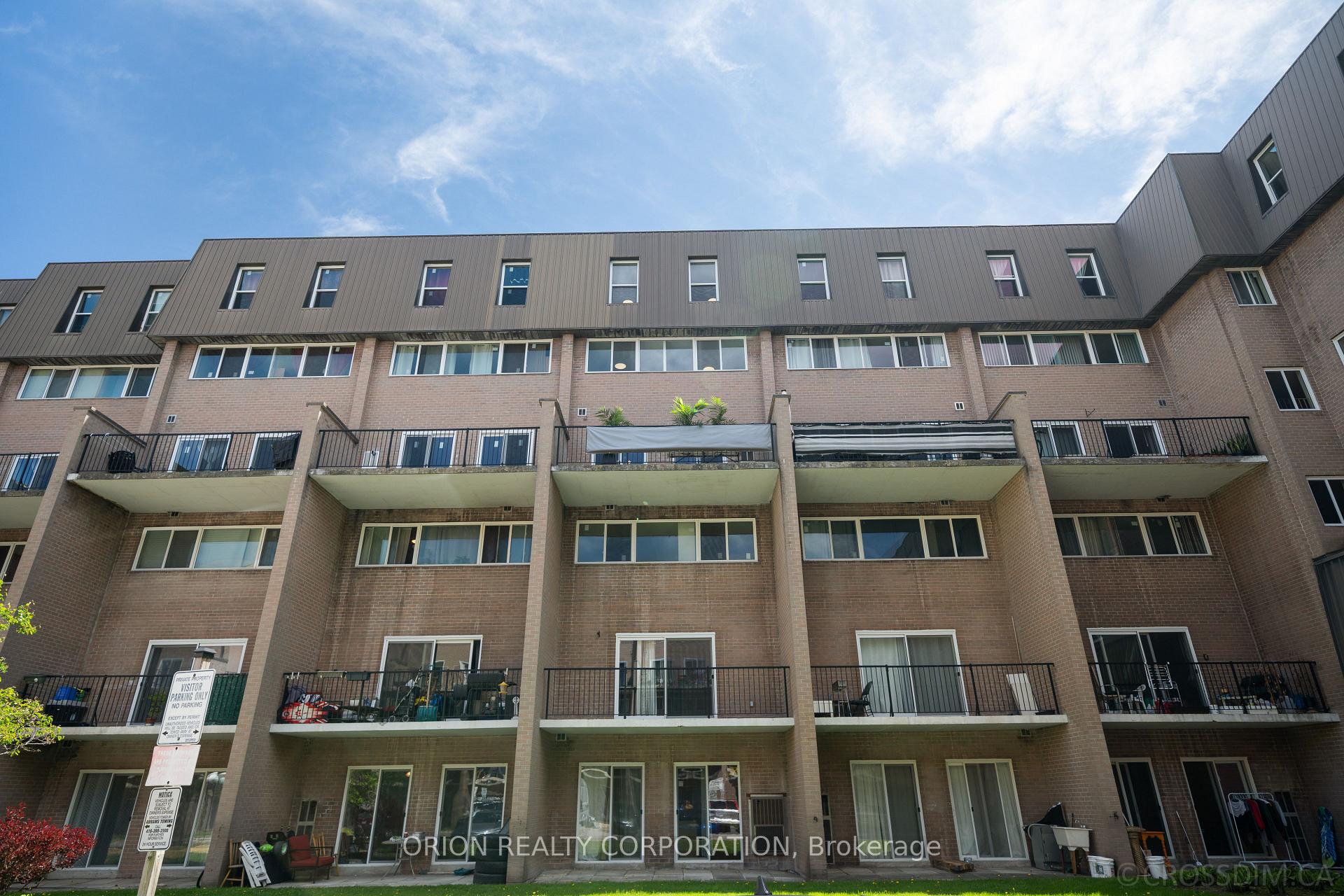 4 Bedrooms Condo at 165 Cherokee, Toronto For sale