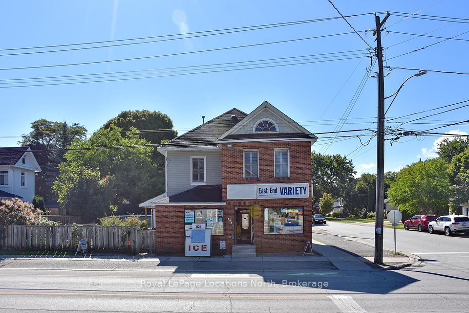 256 Ontario