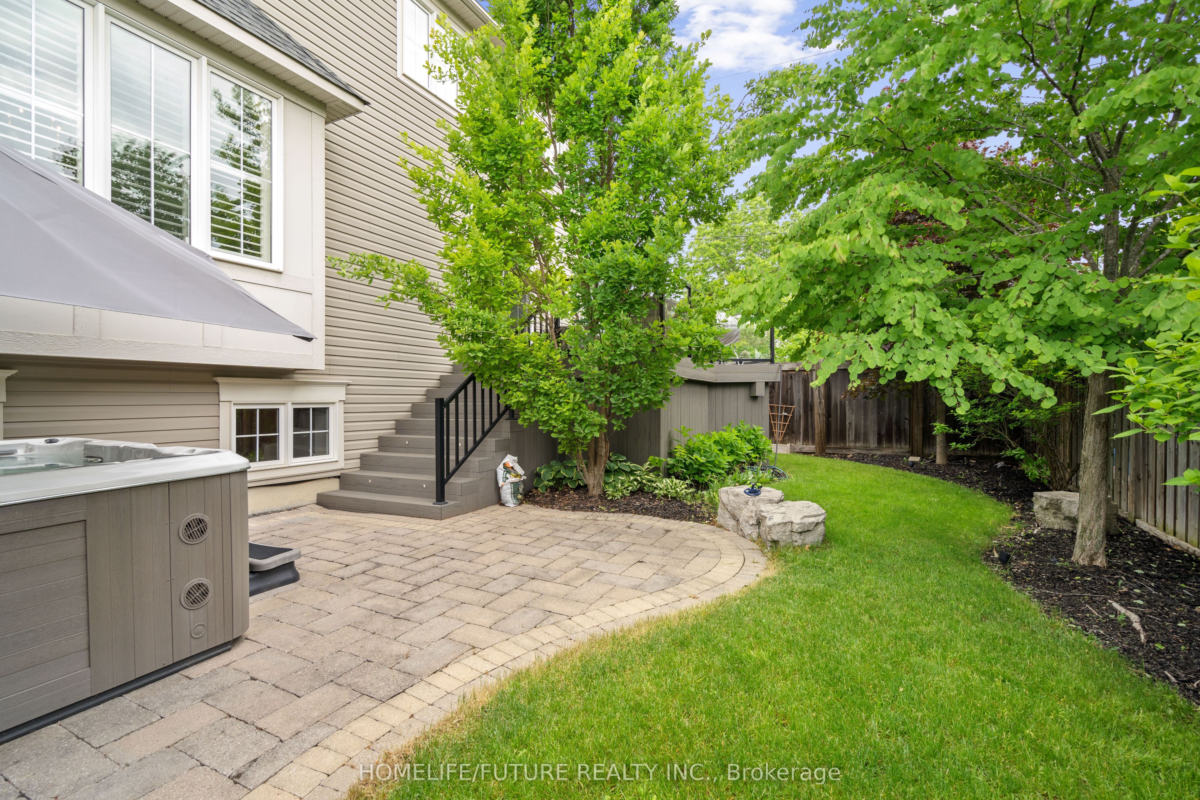 35 Bellhouse Place, Whitby Brooklin