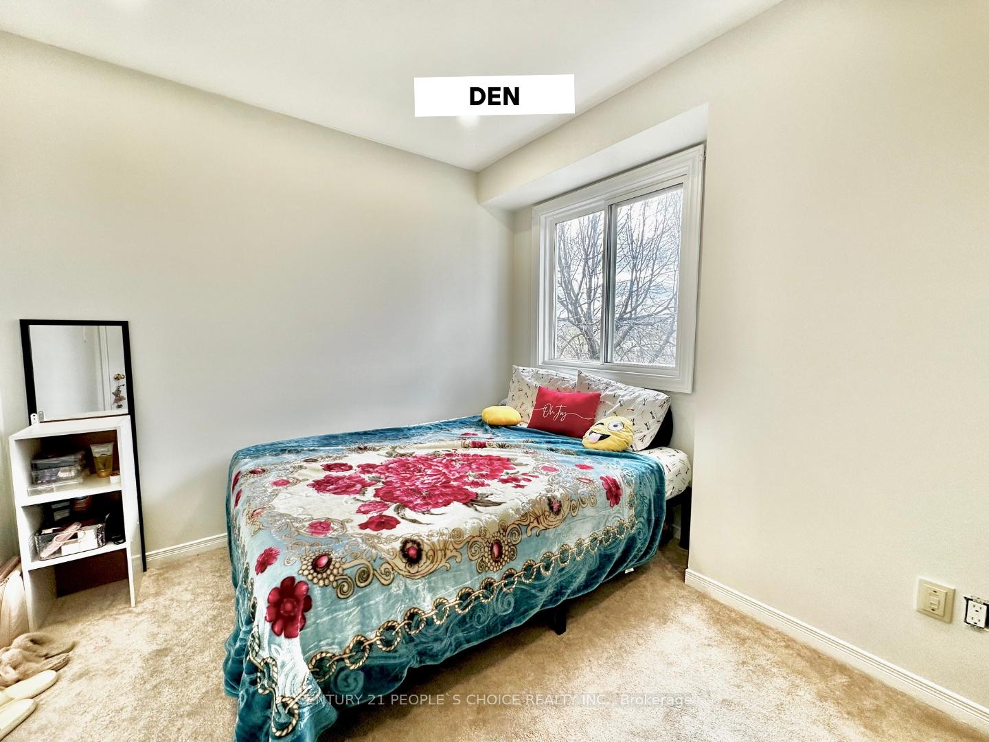 3 Bedrooms Condo at 2530 Northampton, Burlington For sale