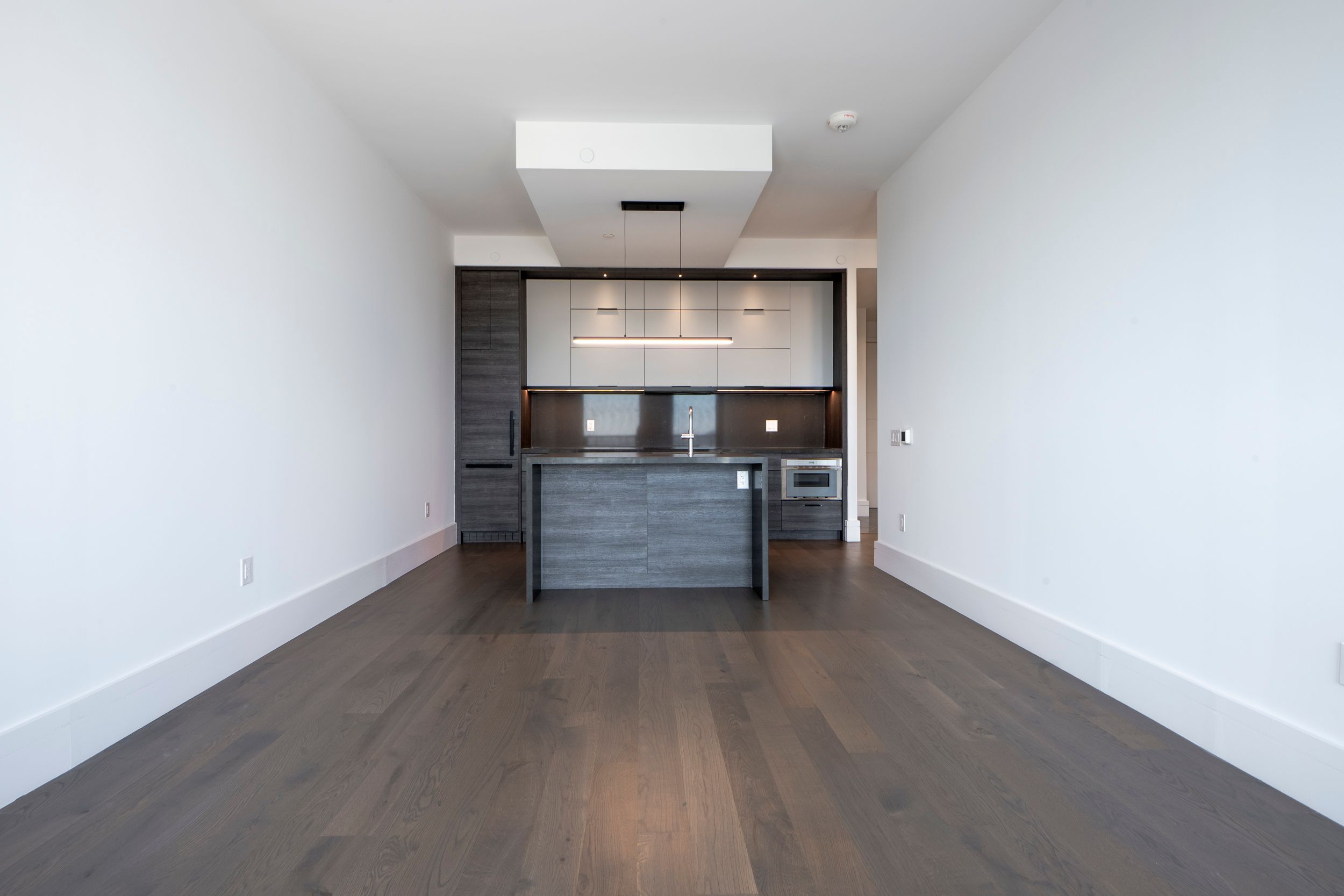 215 Lonsdale Road 1806