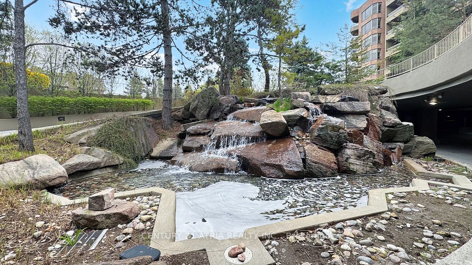 1210 Don Mills