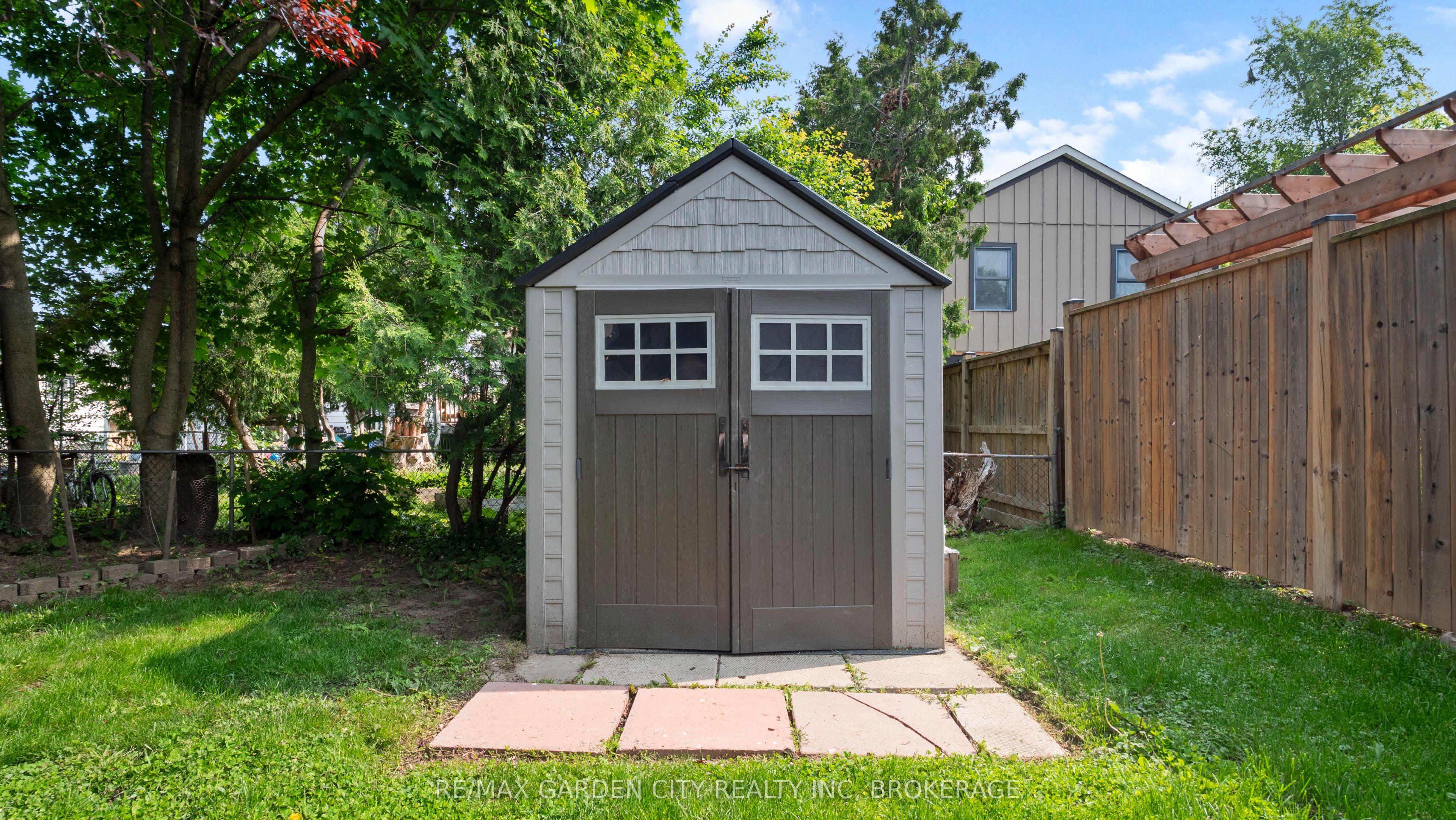 48 Doncaster Boulevard NW