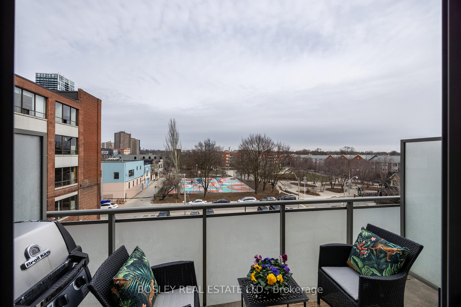 1 Bedroom Condo at 630 Queen, Toronto For sale