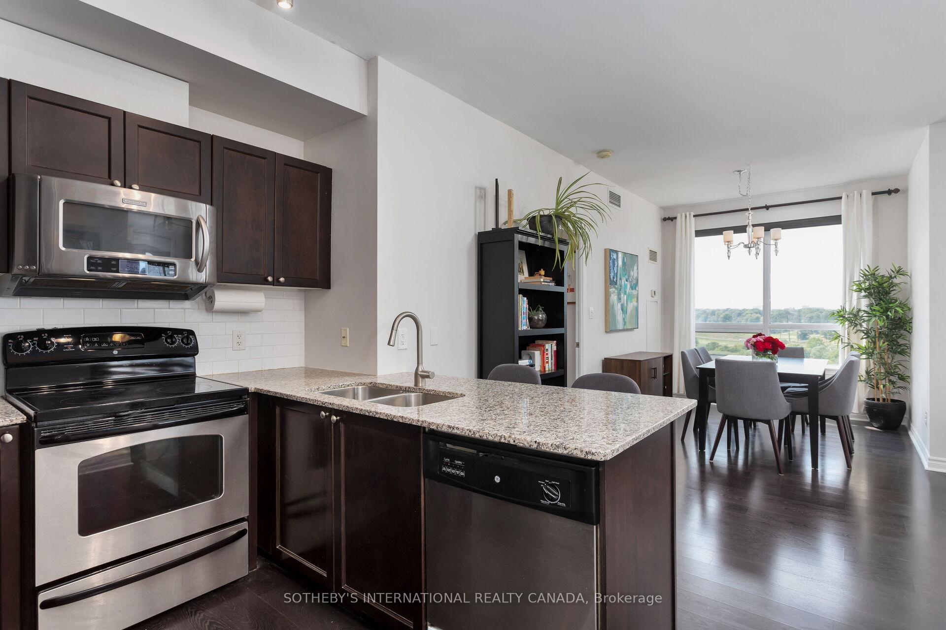 2 Bedrooms Condo at 3865 Lake Shore, Toronto For sale
