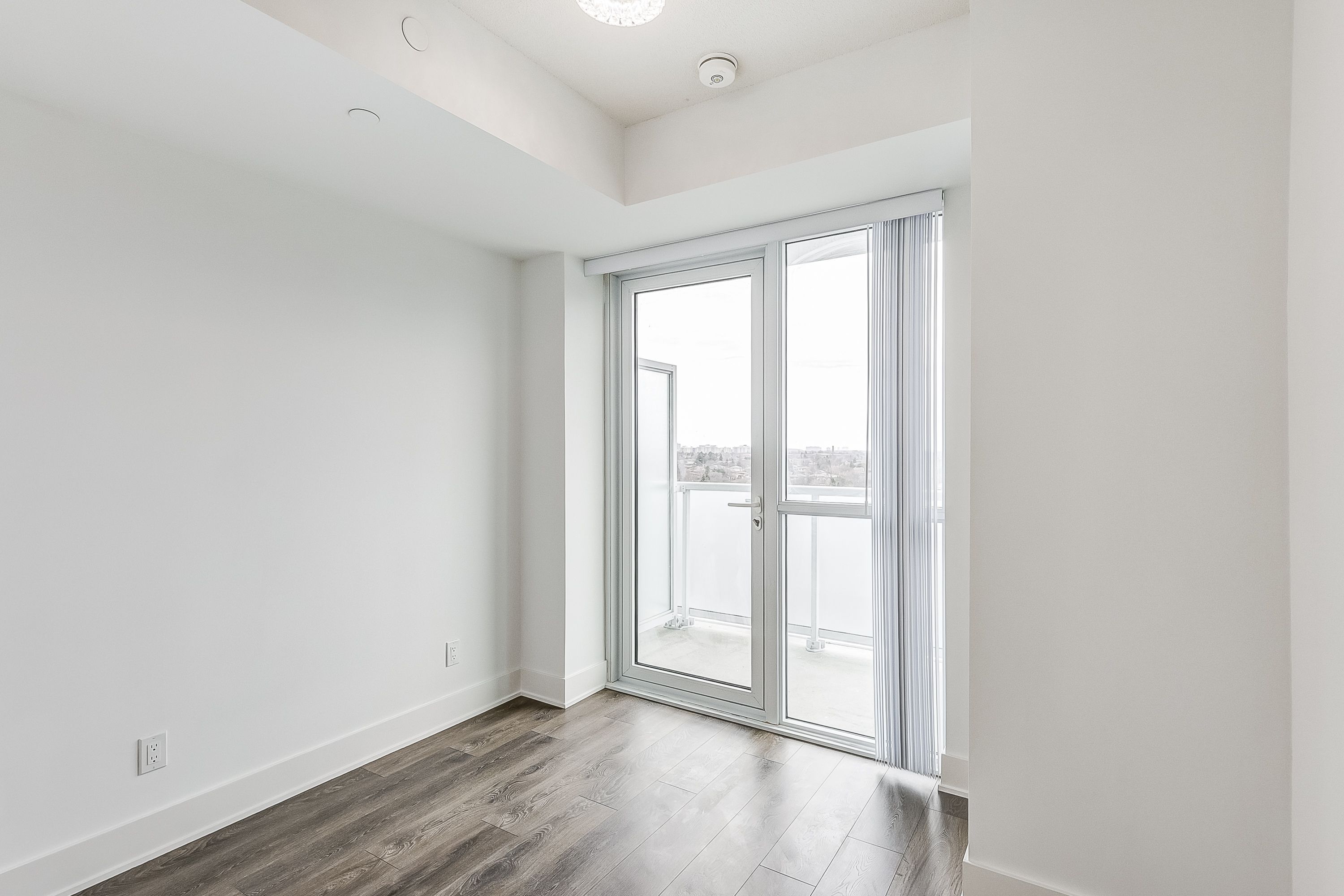 188 Fairview Mall Drive 1011
