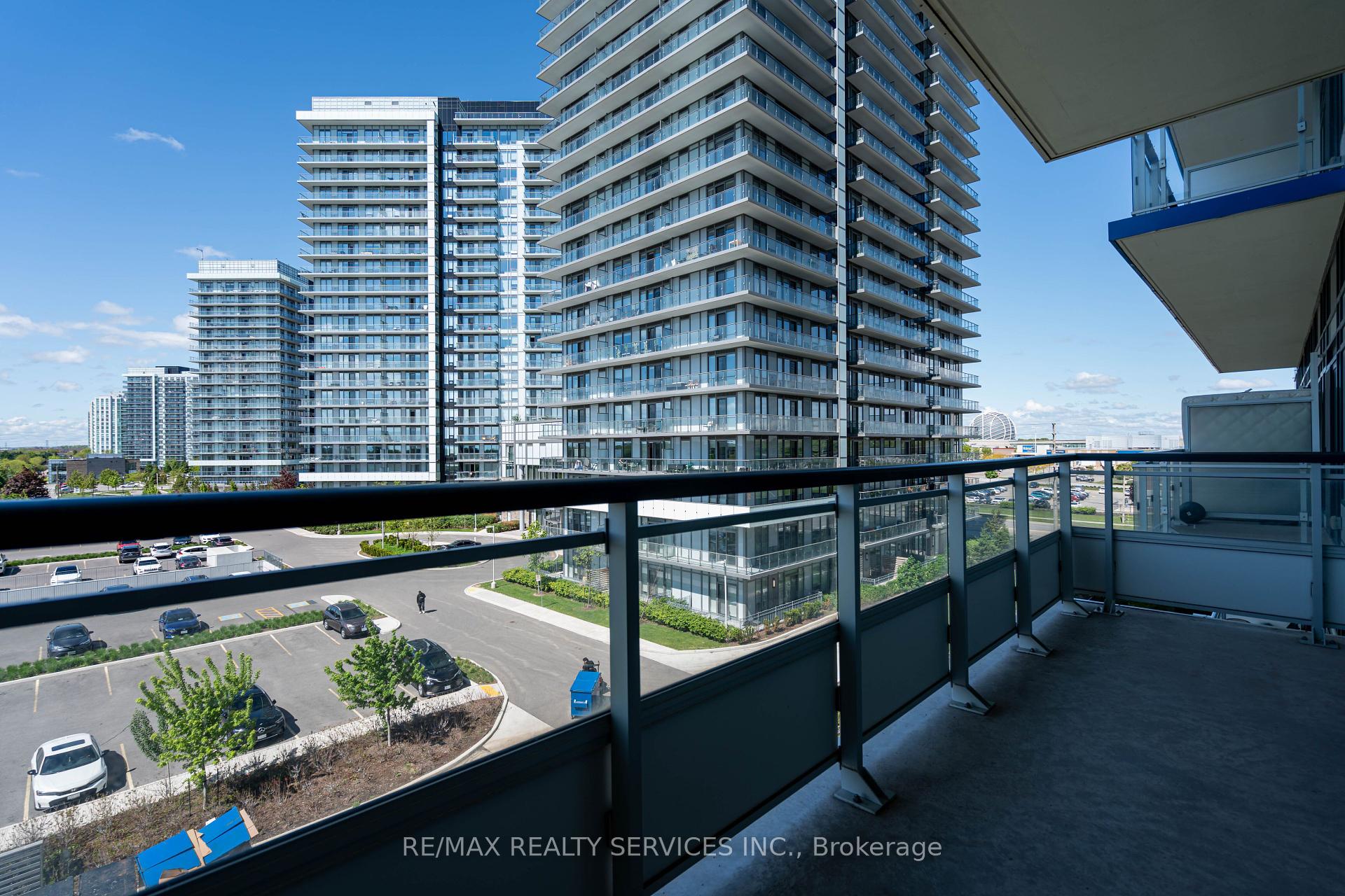 1 Bedroom Condo at 2560 Eglinton, Mississauga For sale