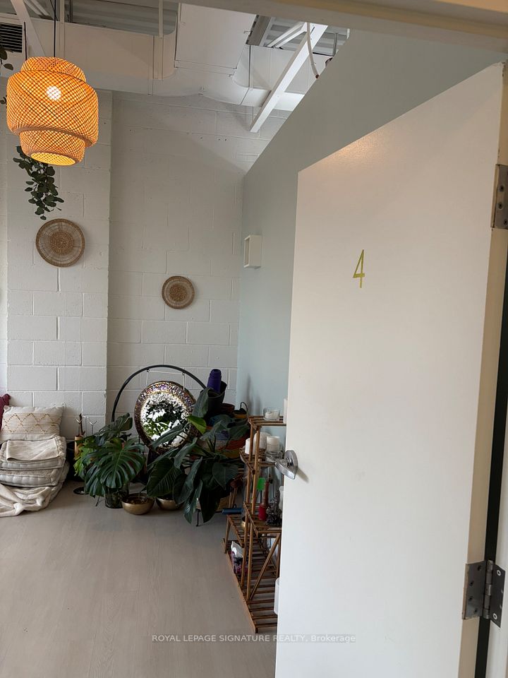 Room 4