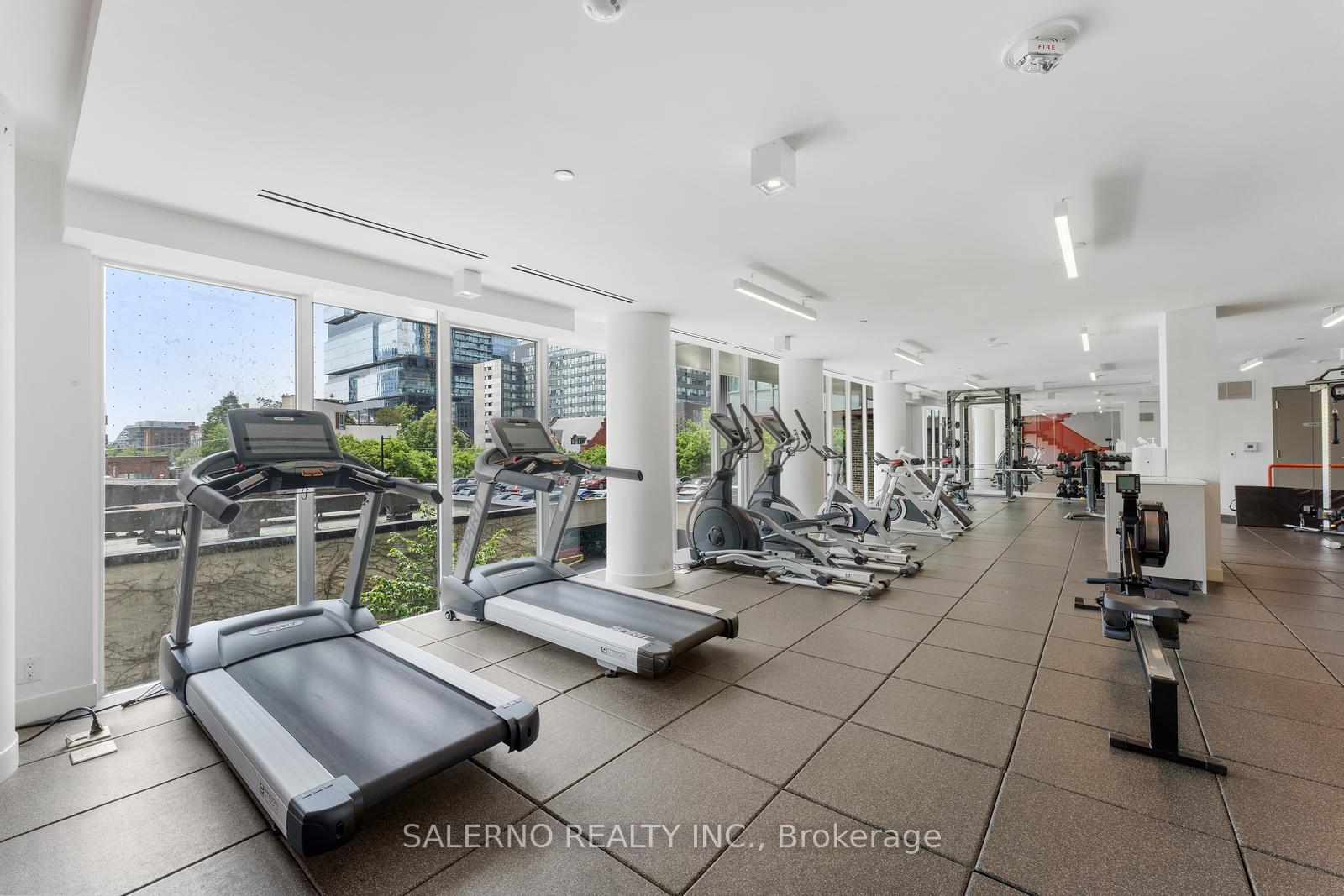 2 Bedrooms Condo at 120 Parliament, Toronto For sale