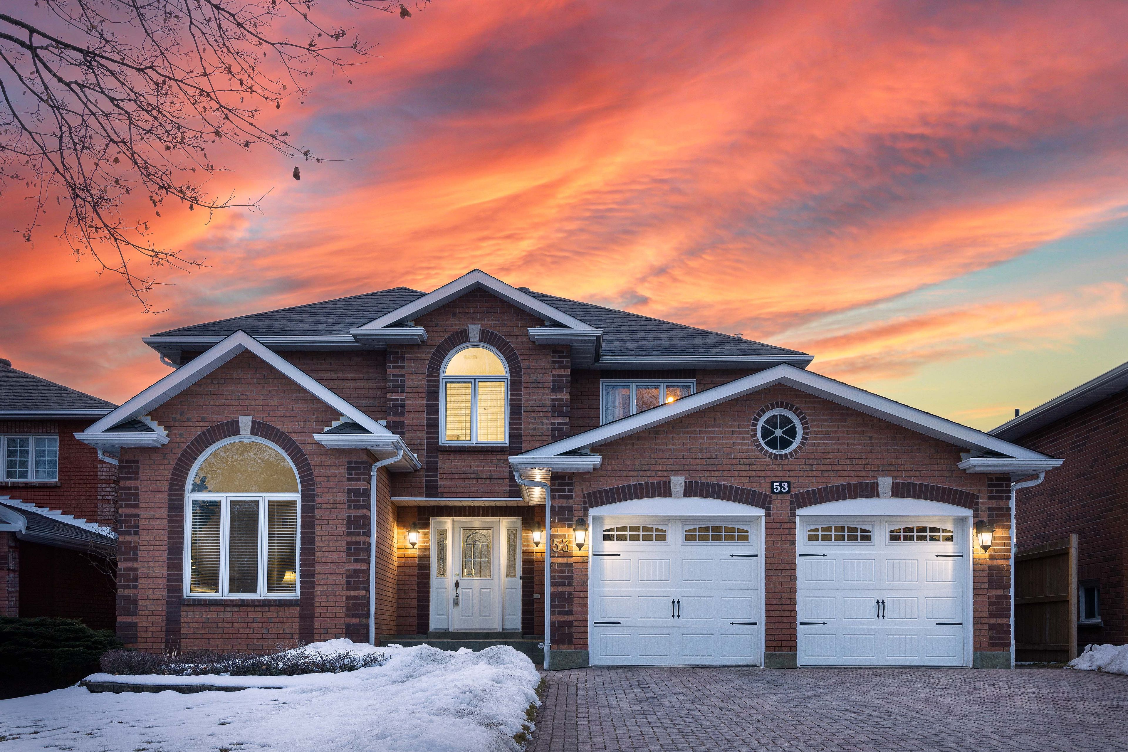 53 Layton Crescent Barrie Ontario L4N 6S9