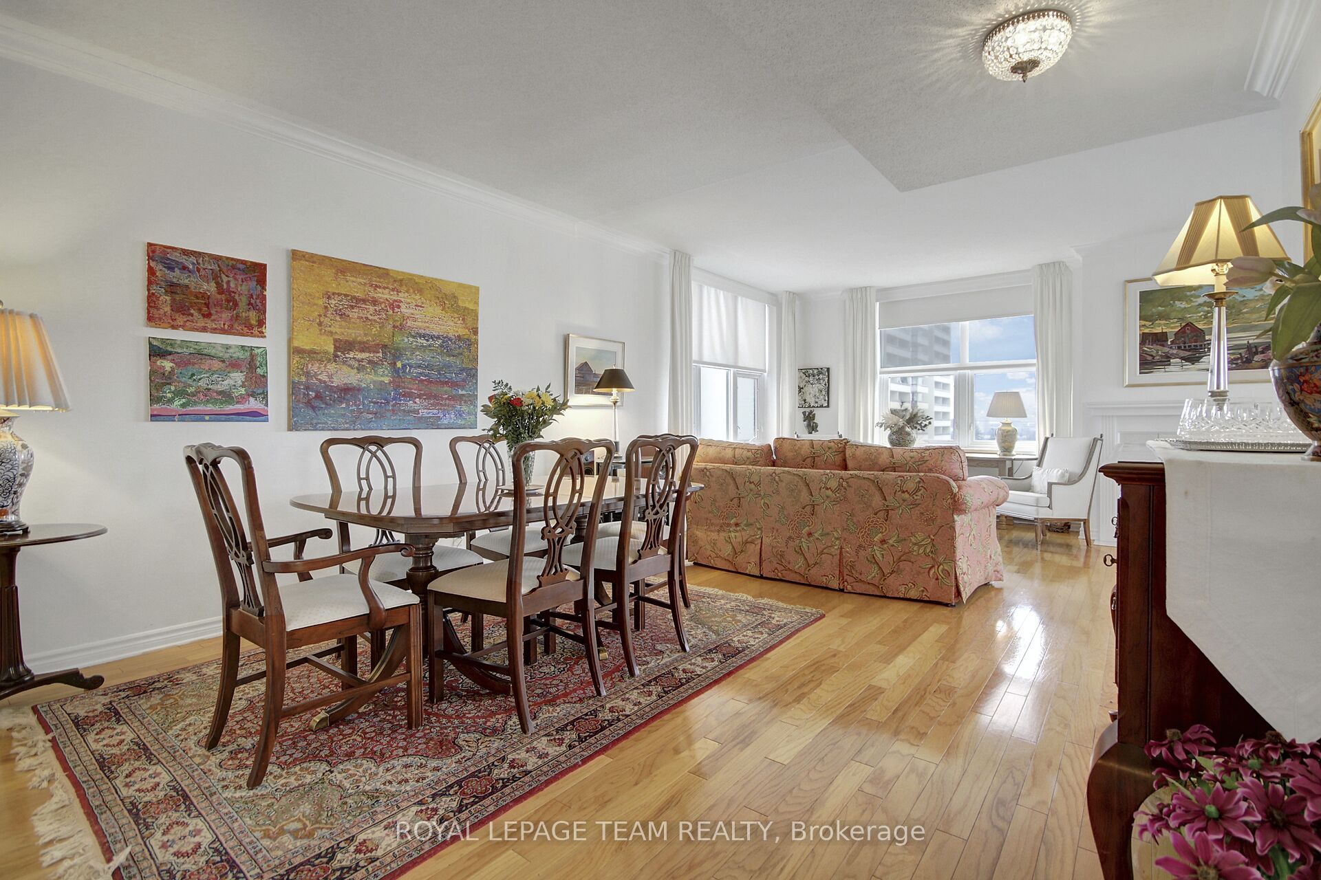 131 Wurtemburg Street, #804
