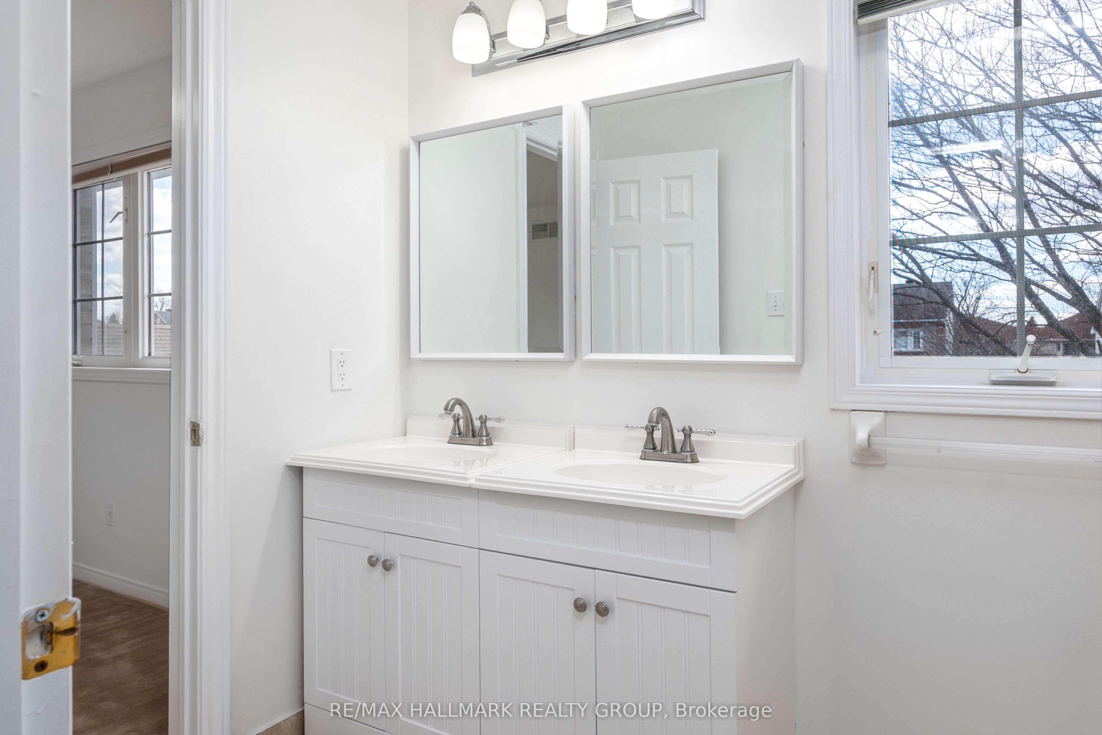1401 MONTRESOR Way