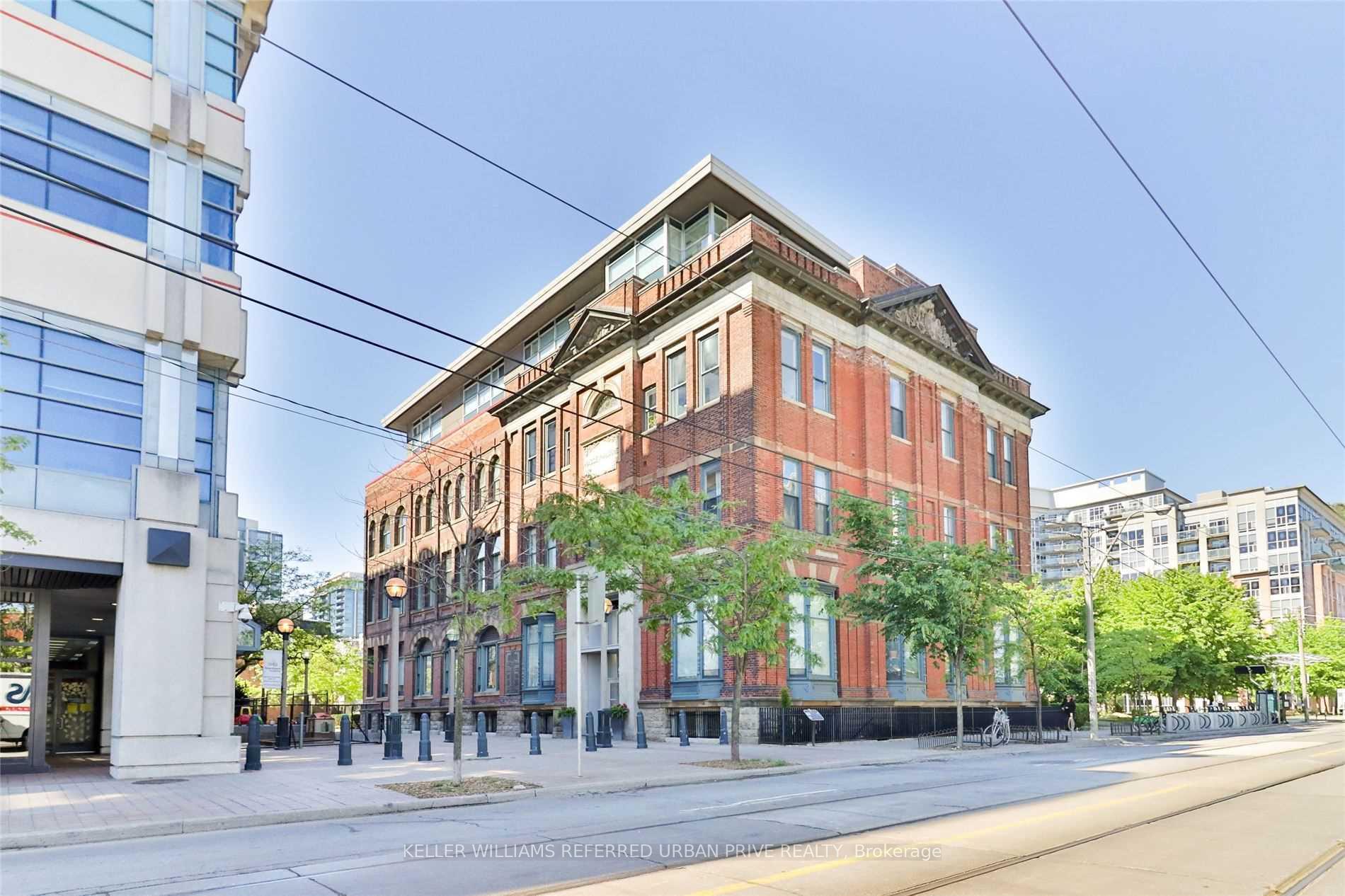 Condo at 915 King, Toronto For sale