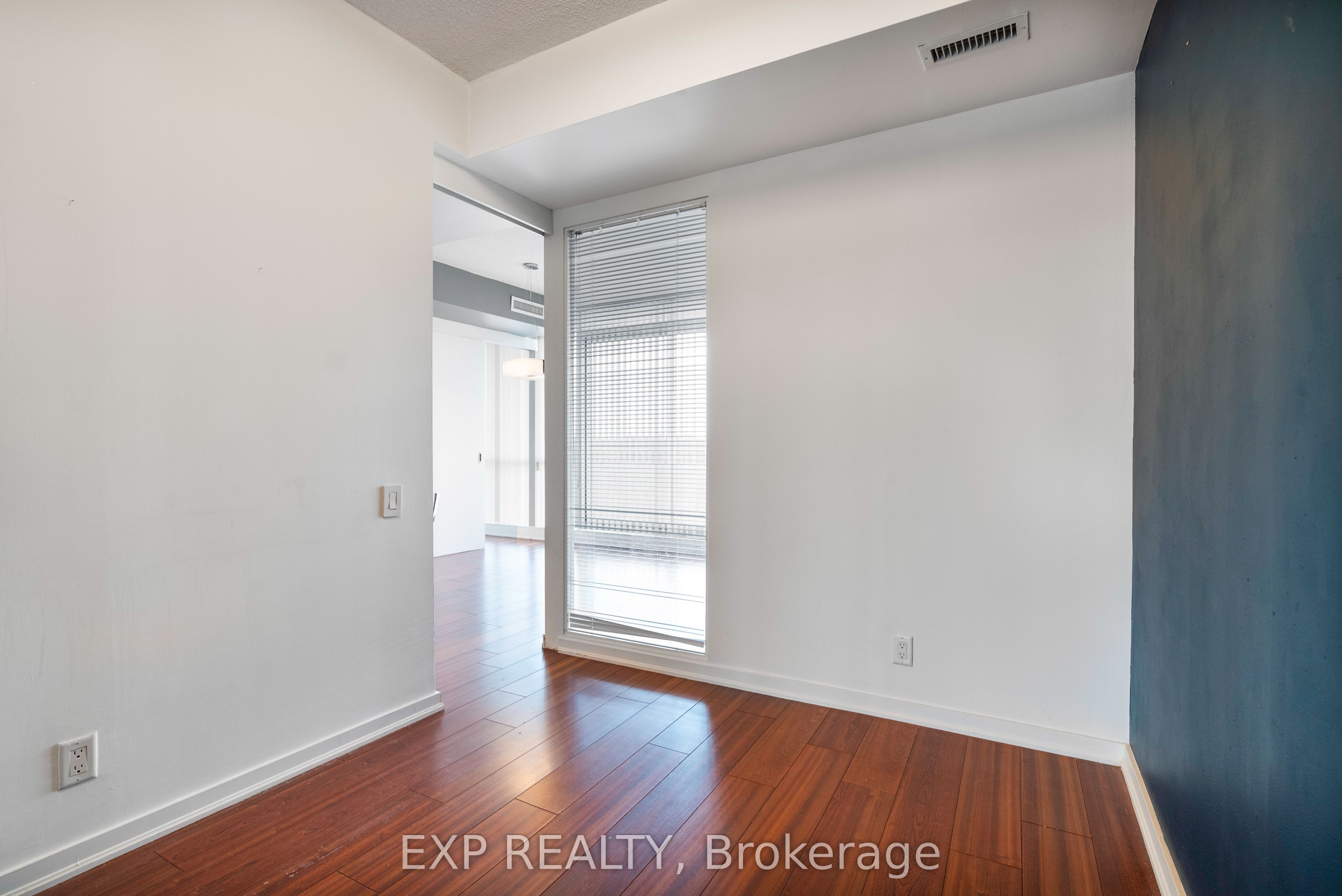 30 Canterbury Place, #701