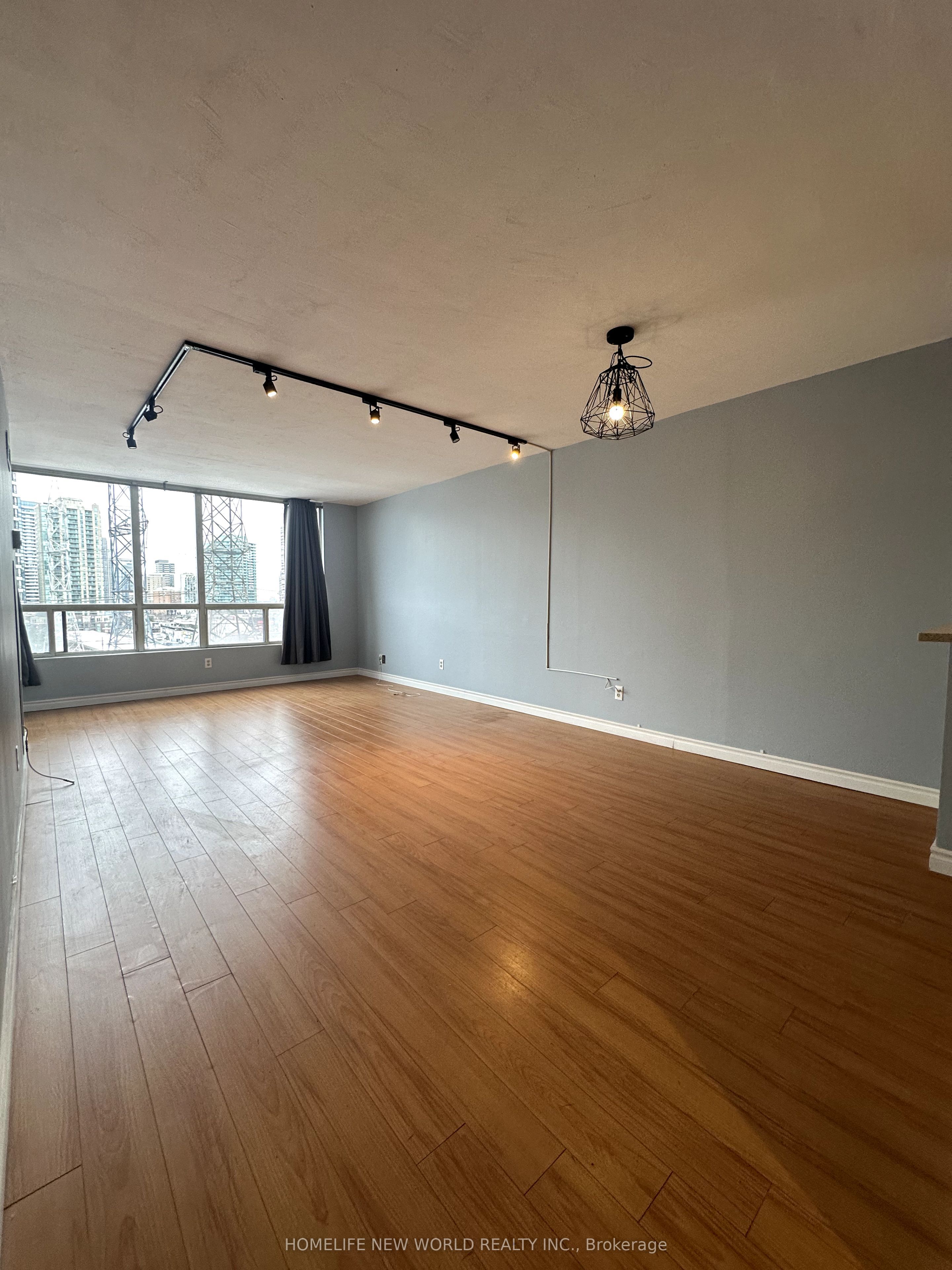 #910 - 5765 Yonge Street, Toronto, ON M2M 4H9