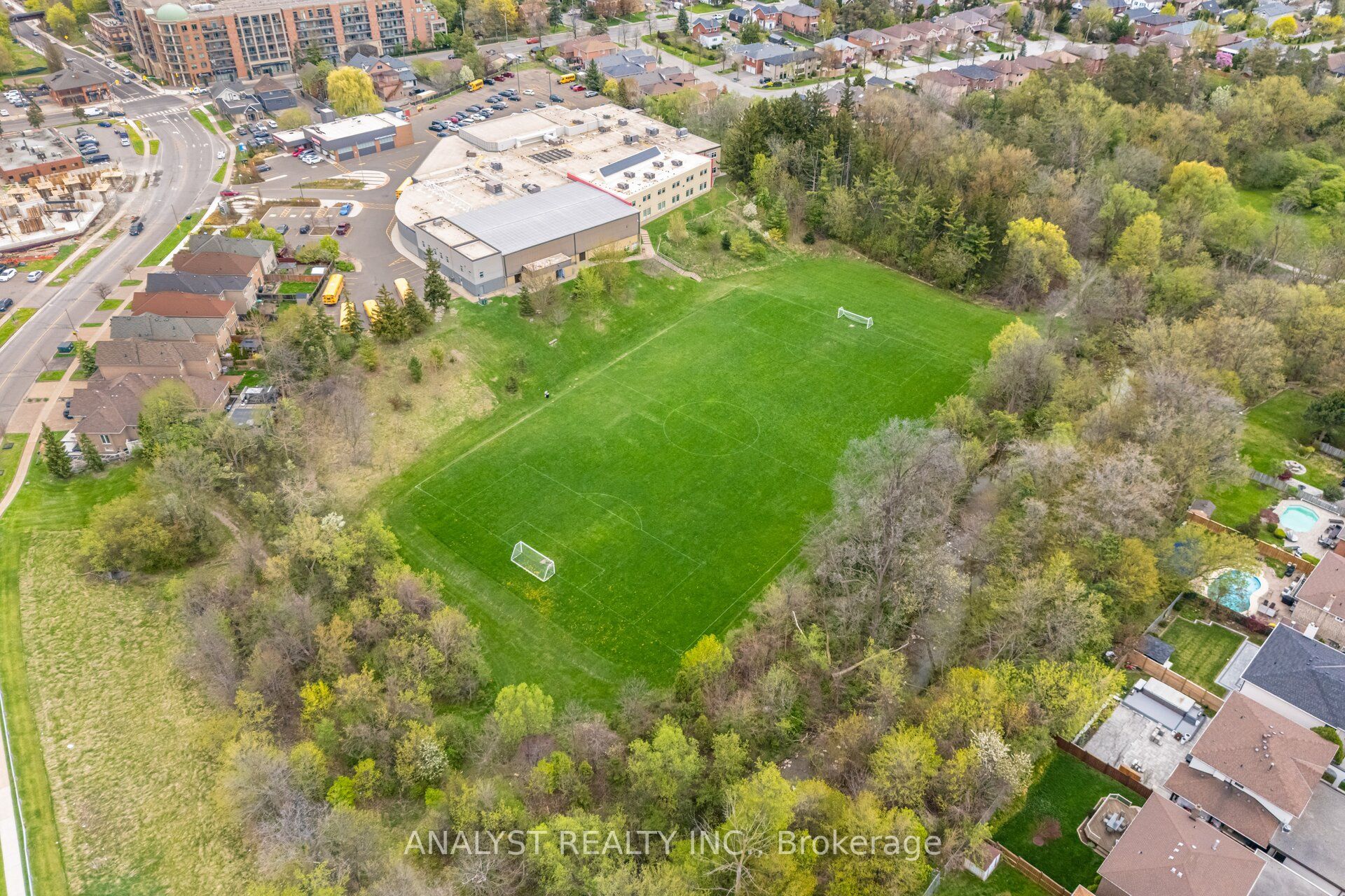 219 Woodbridge Avenue, #1