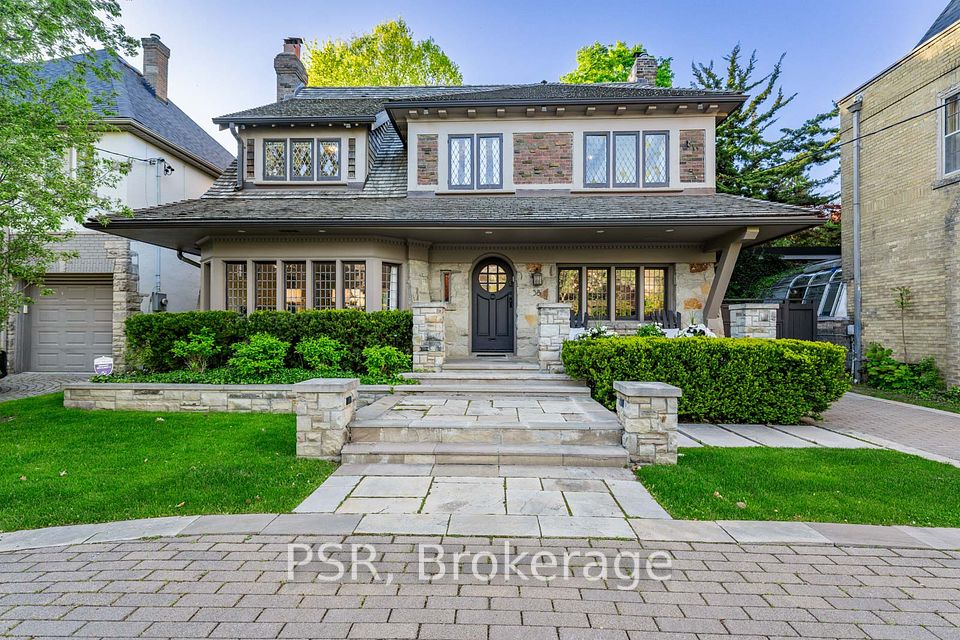 38 Strathearn