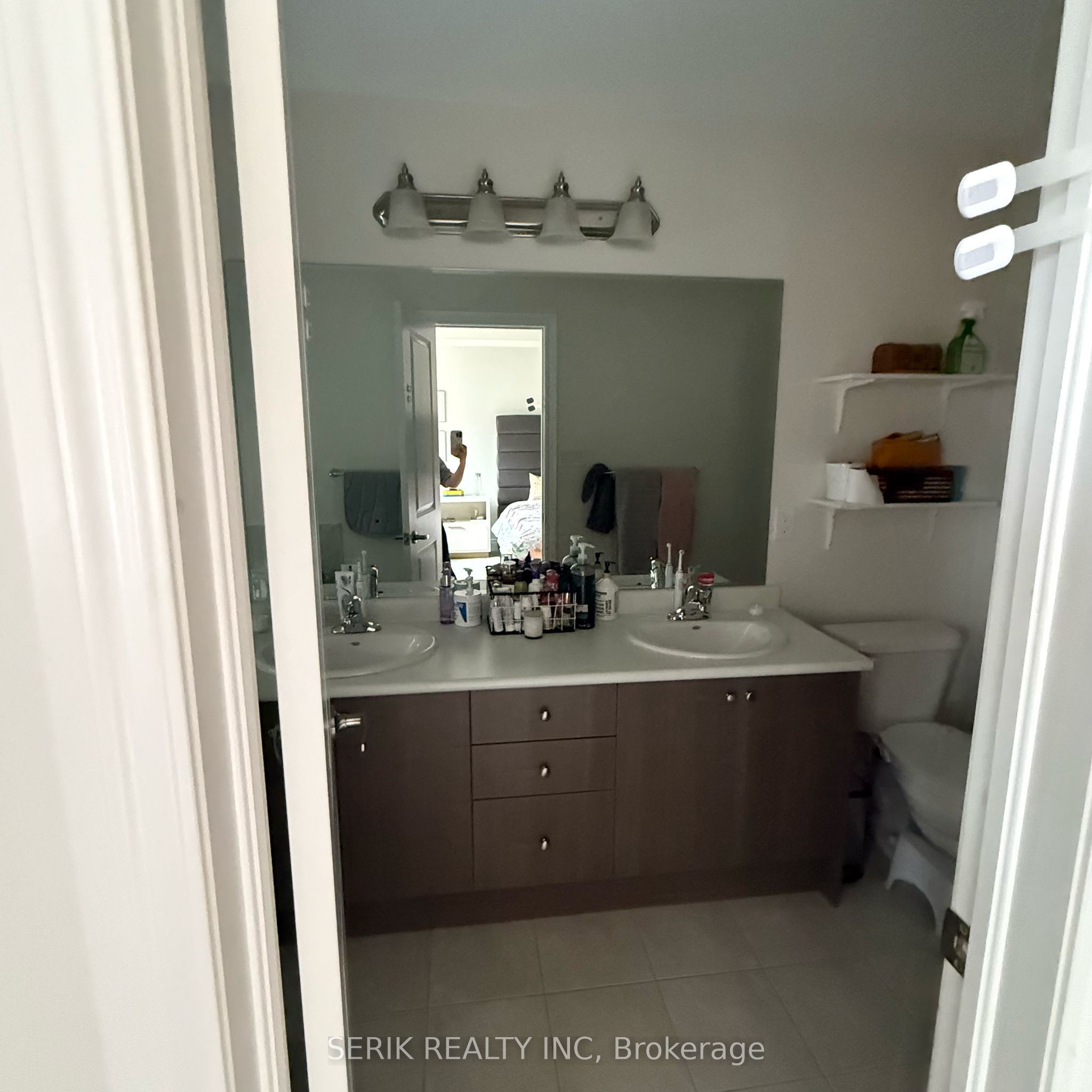 54 Oakmore Lane