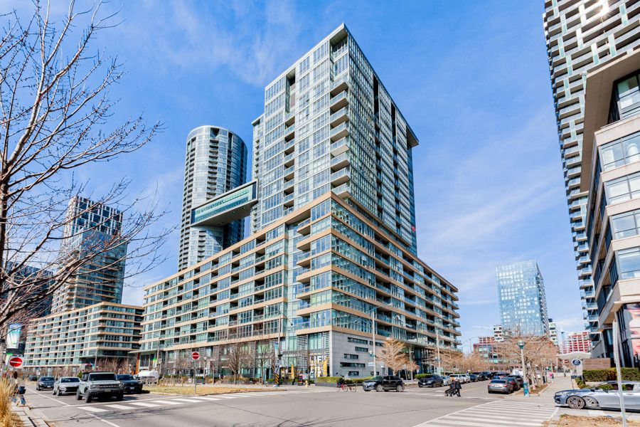 10 Capreol Court 226