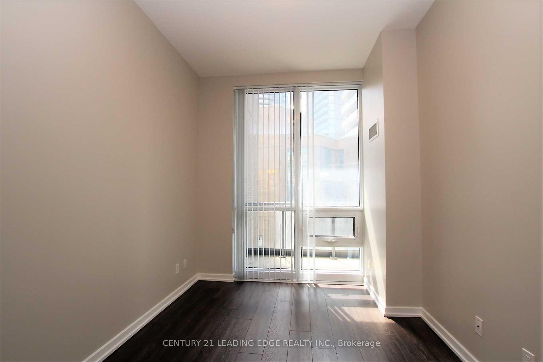 2 Bedrooms Condo at 56 Forest Manor, Toronto For sale