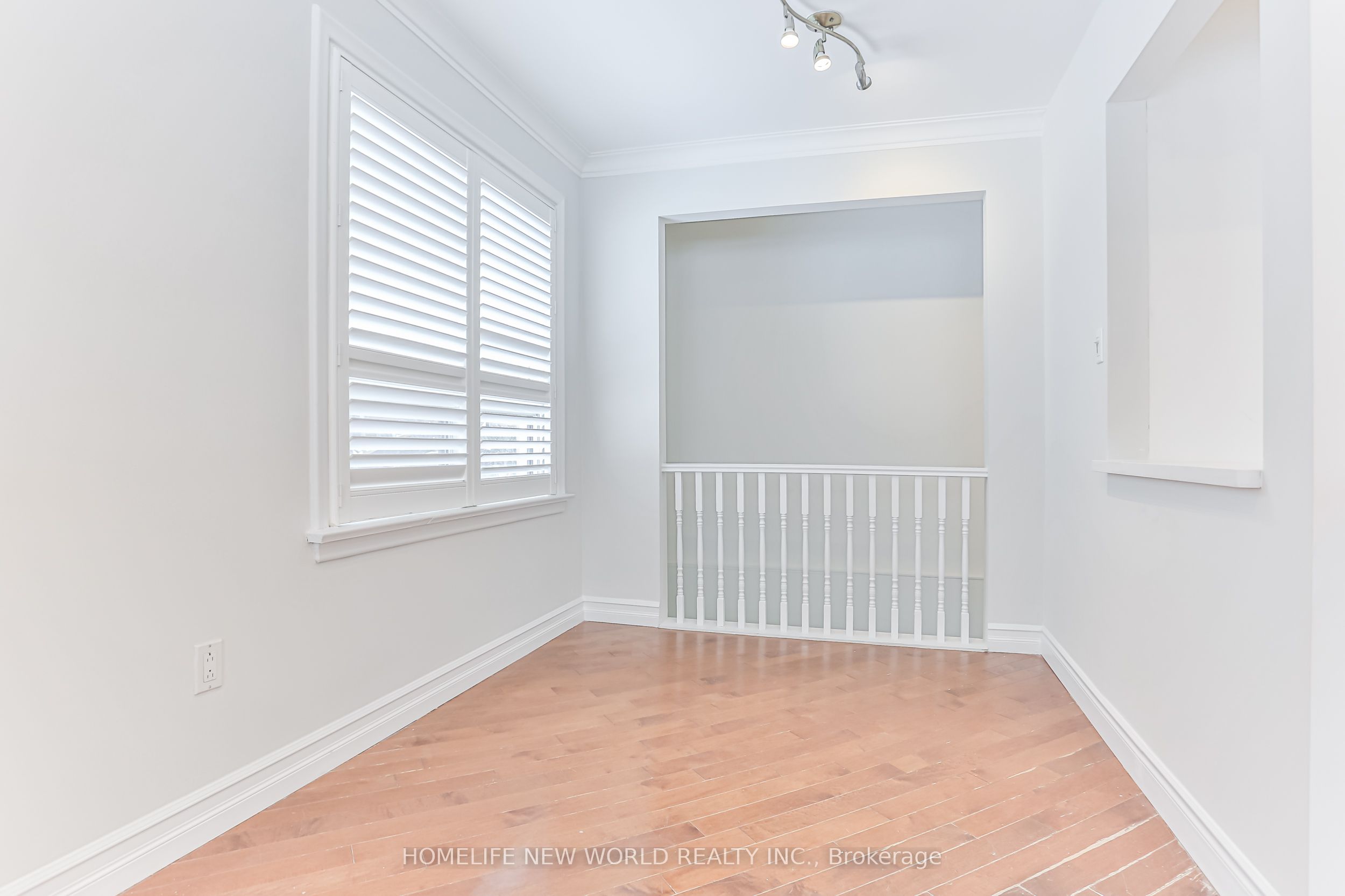 3 Erlesmere Avenue