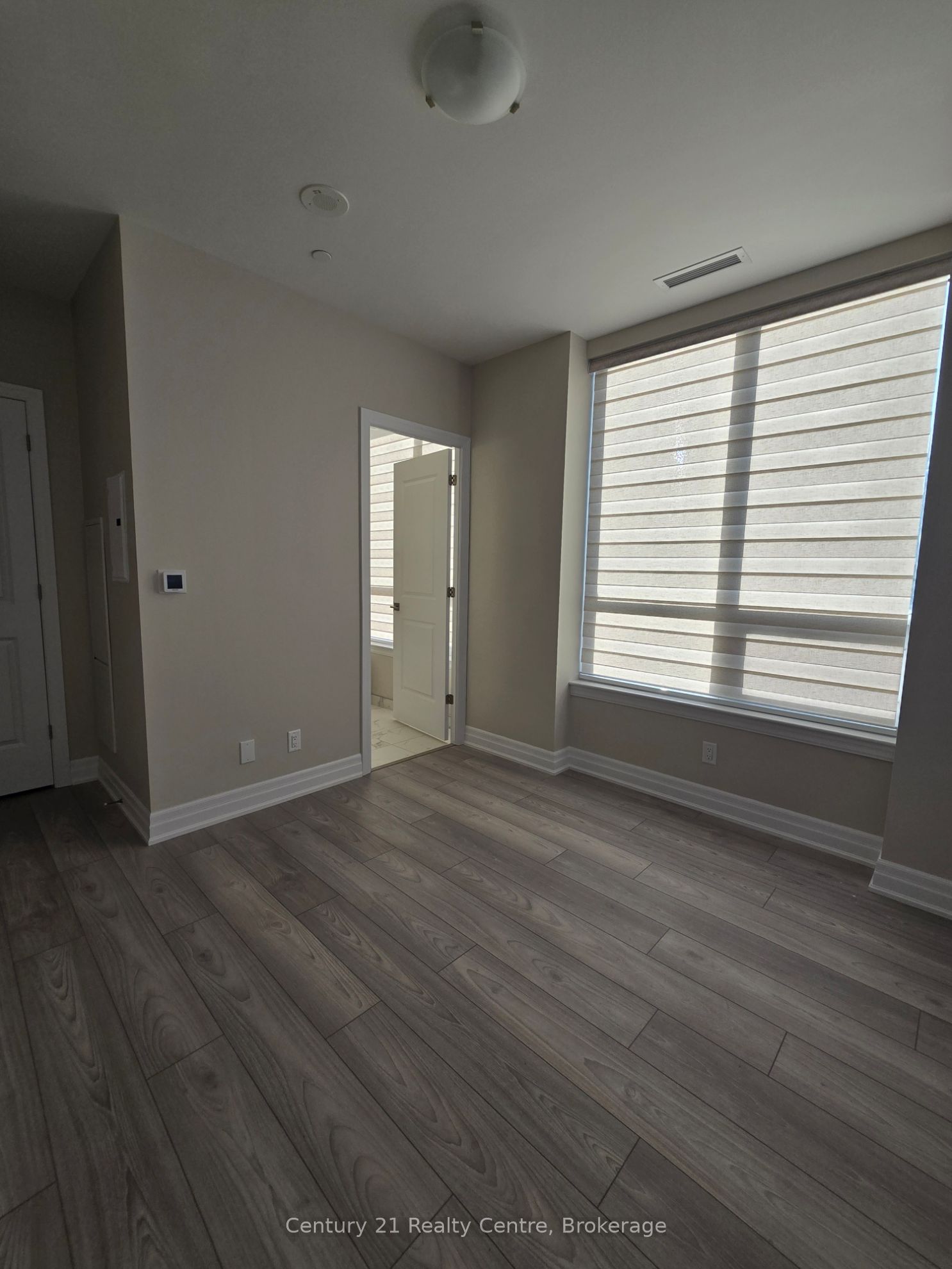 30 Elm Drive, #2002