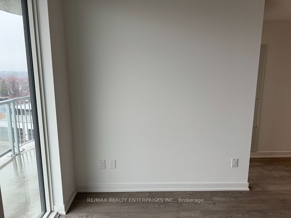 https://trreb-image.ampre.ca/UB1jAmV1EYNgbdmTn3uZElizsp9zi9MHEoqANLjOfmg/rs:fit:960:960/wm:.5:so:0:50:.4/wmsh:10/wmt:PHNwYW4gZm9yZWdyb3VuZD0nd2hpdGUnIGZvbnQ9JzY4Jz5SRS9NQVggUkVBTFRZIEVOVEVSUFJJU0VTIElOQy4sIEJyb2tlcmFnZTwvc3Bhbj4/cb:20250502235953/L3RycmViL2xpc3RpbmdzLzQwLzg3LzgxLzQ4L3AvNGE1MzE4ZTgtZTVlZi00MWRhLThhMzctYjI4YzFmNjZlYzc2LmpwZw.jpg
