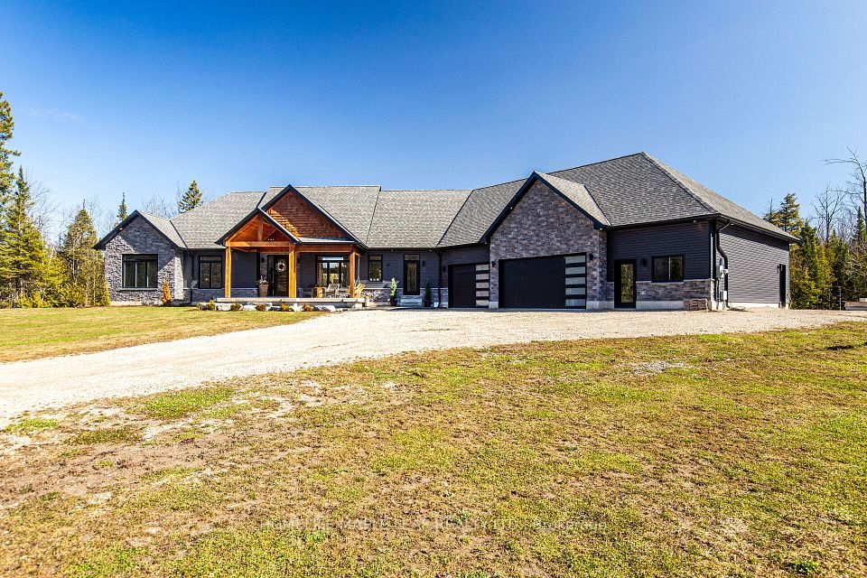 5571 Concession Rd 2, Adjala-Tosorontio, ON L0M 1J0