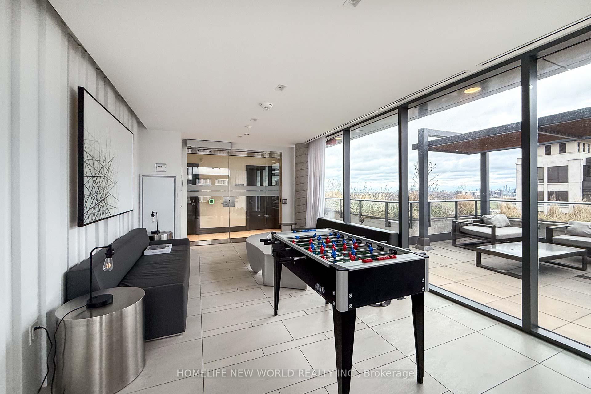 2 Bedrooms Condo at 10 De Boers,  Toronto For sale
