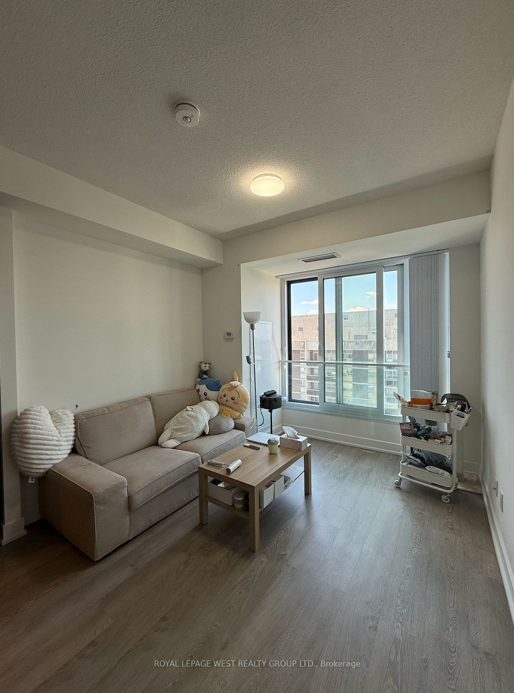 9 Mabelle Avenue, #3015