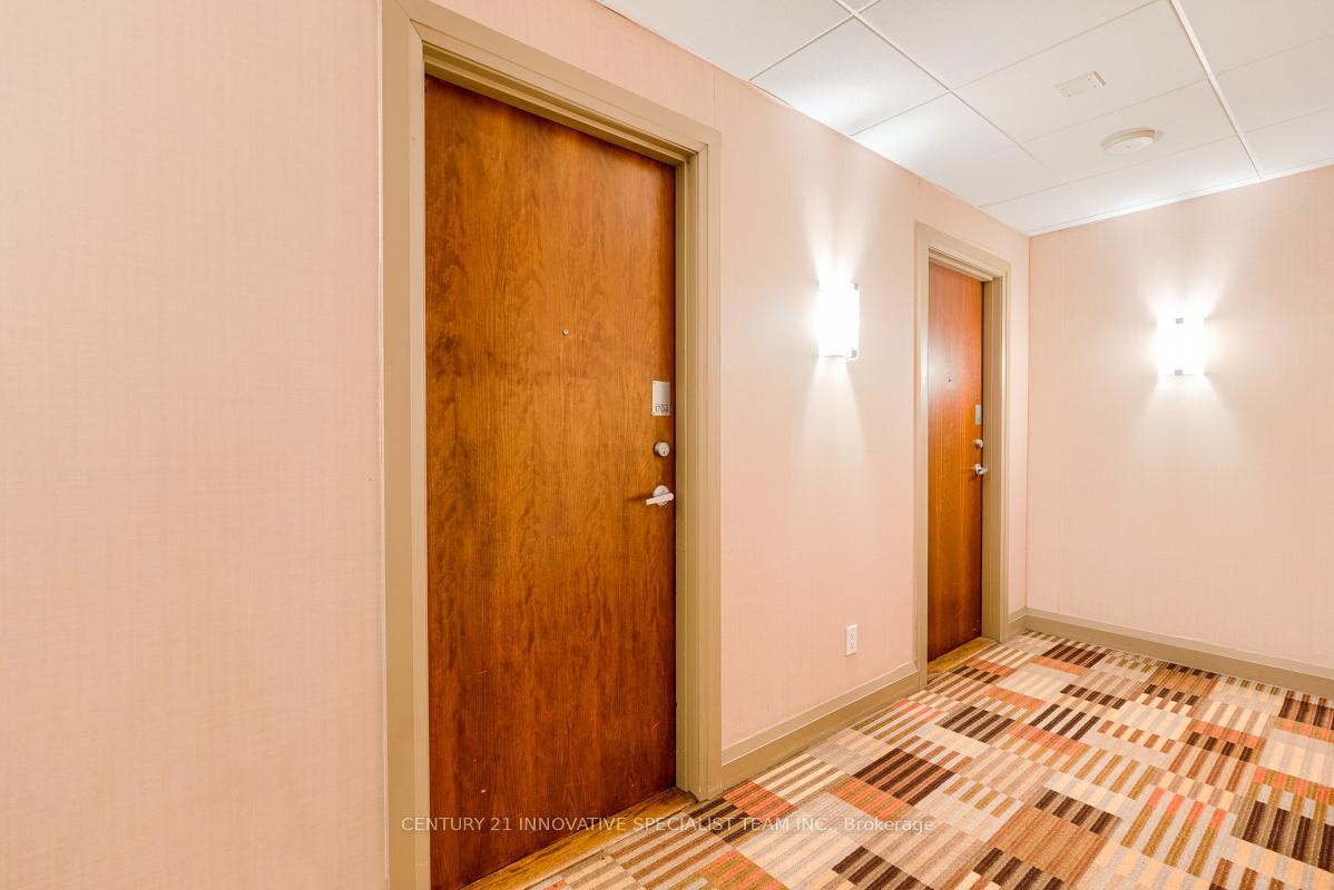 2 Bedrooms Condo at 4080 Living Arts,  Mississauga For sale