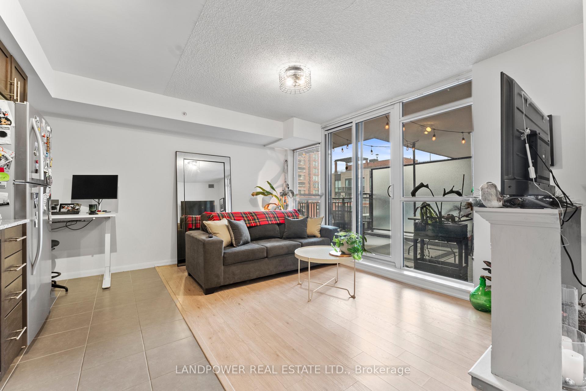2 Bedrooms Condo at 830 Lawrence, Toronto For sale