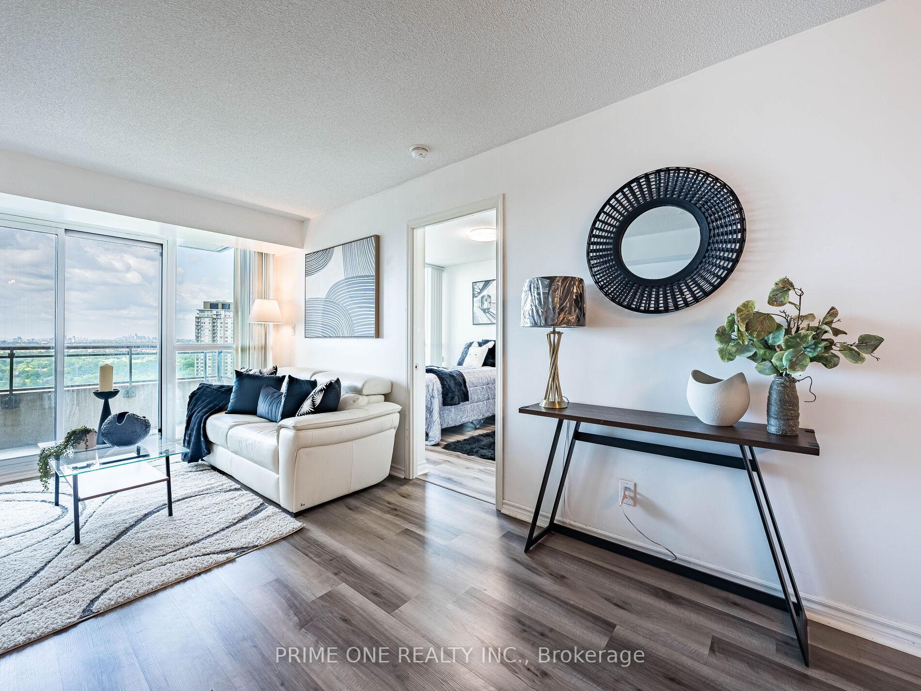 2 Bedrooms Condo at 88 Grangeway, Toronto For sale