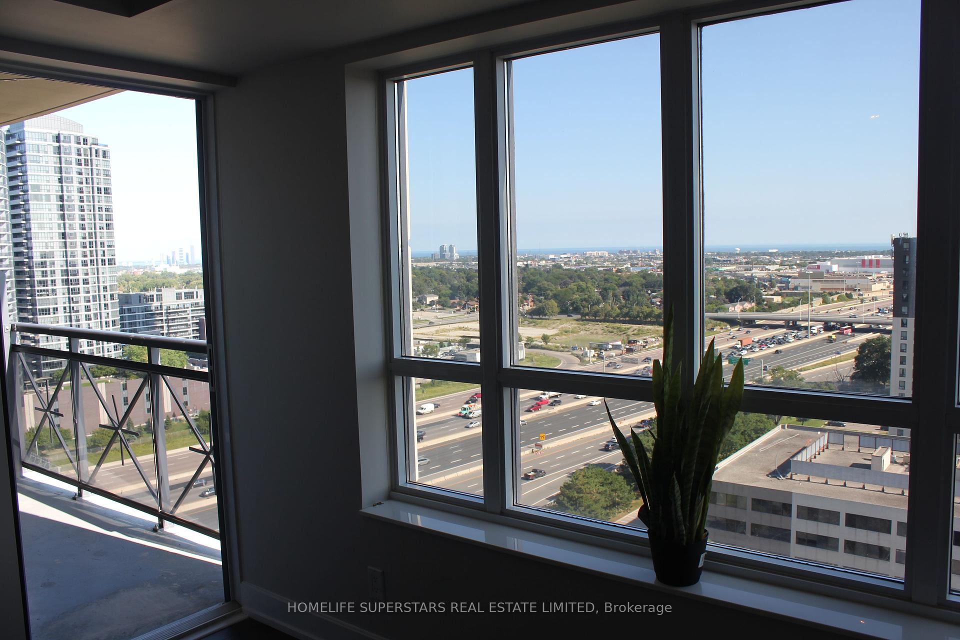 2 Bedrooms Condo at 6 Eva, Toronto For sale
