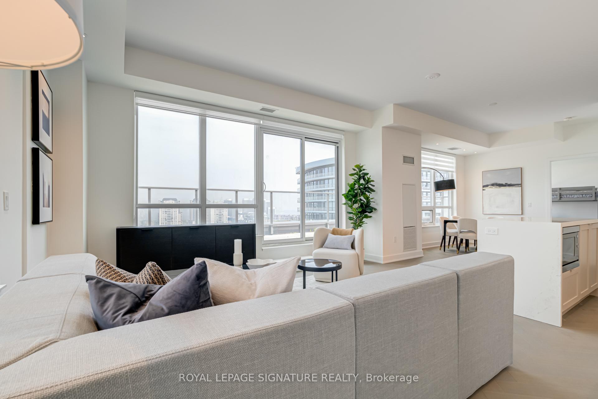 4 Bedrooms Condo at 2 Teagarden, Toronto For sale
