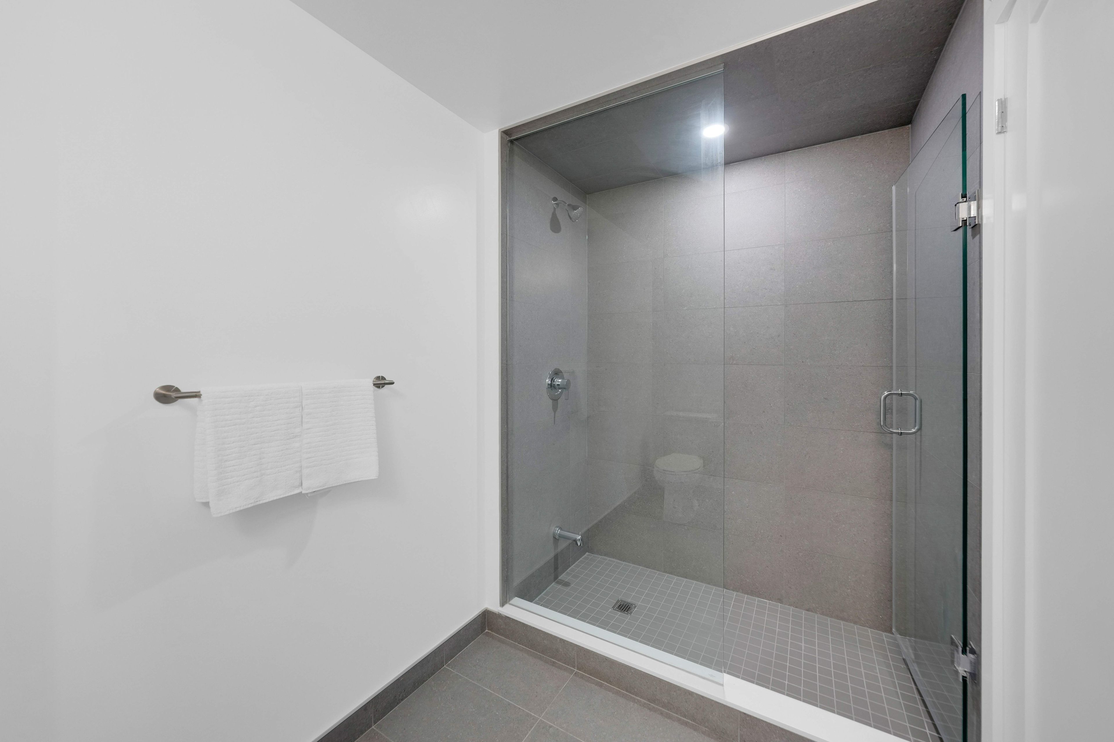 2545 Simcoe Street N 1511